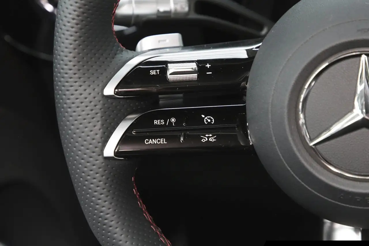 Mercedes-Benz GLB 350 4M EQ AMG Line/Navi/360°/AHK/Pano Styling, миниатюра 14