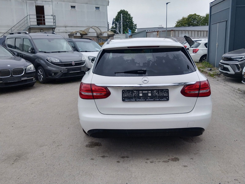 Mercedes-Benz C 200 T d G-Tronic Plus+LEDER+NAVI+LED+CAM+SHZ — photo 6
