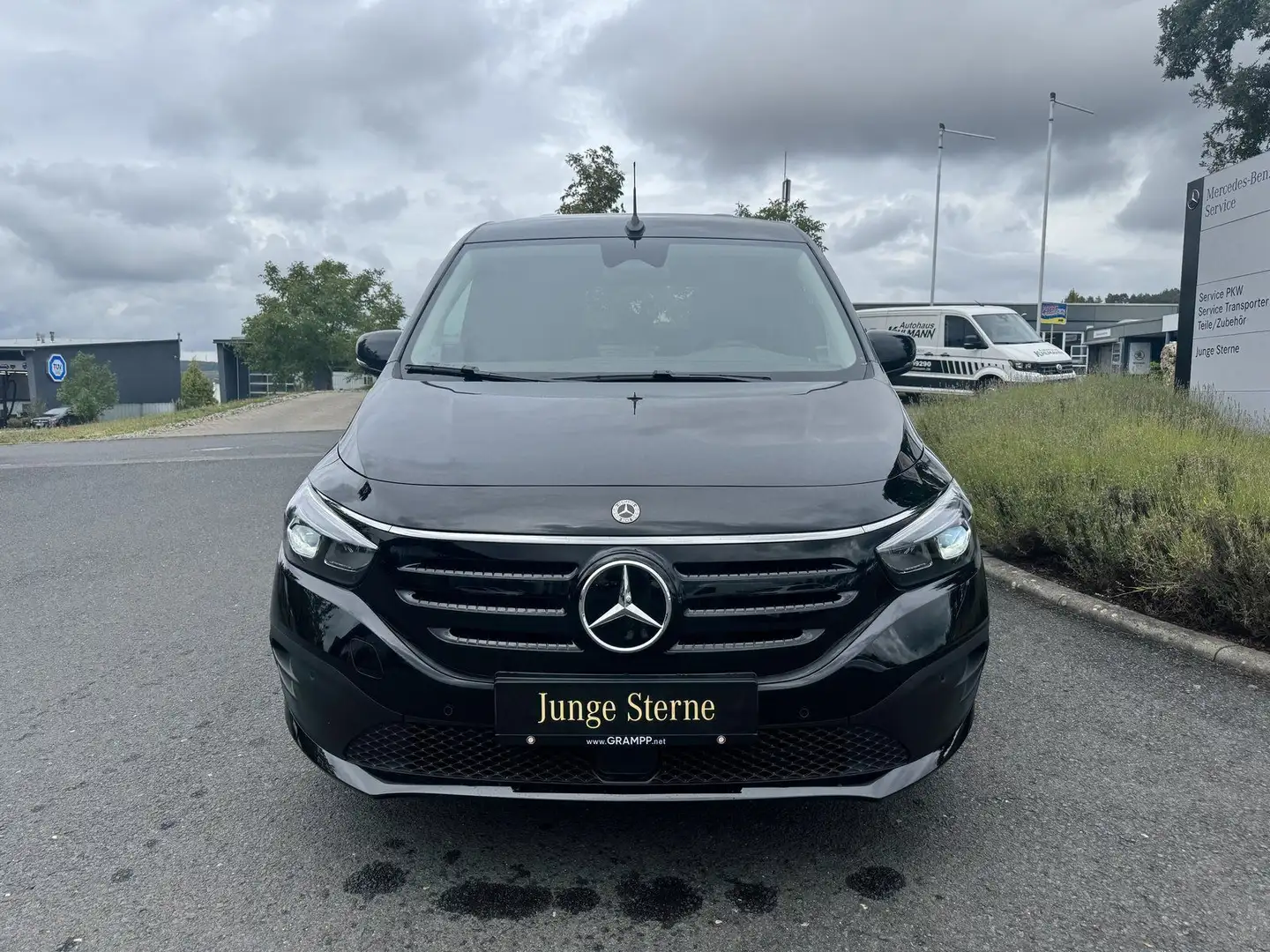 Mercedes-Benz EQT 200 Progressive PremiumMBUX*NAVI*Neues Model Schwarz - 2