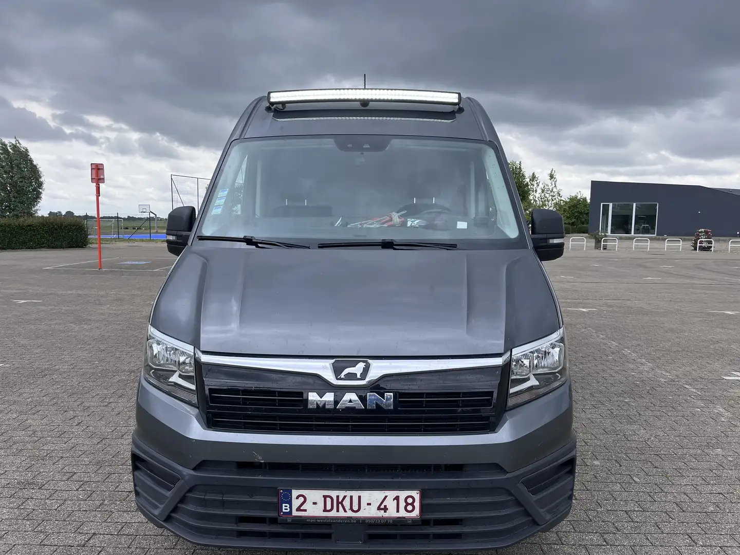 MAN TGE L3 H2 180pk Grijs - 1