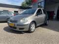 Toyota Yaris 1.3 VVT-i Idols airco Grijs - thumbnail 2