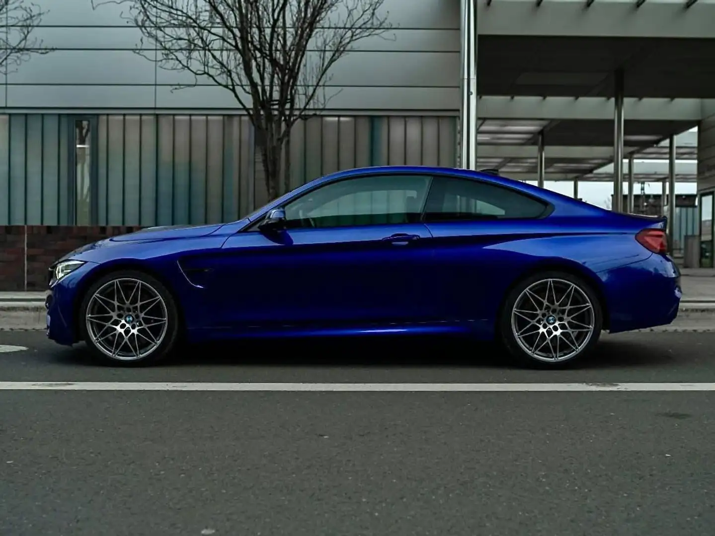 BMW M4 M4 Coupe DKG Competition Blau - 1