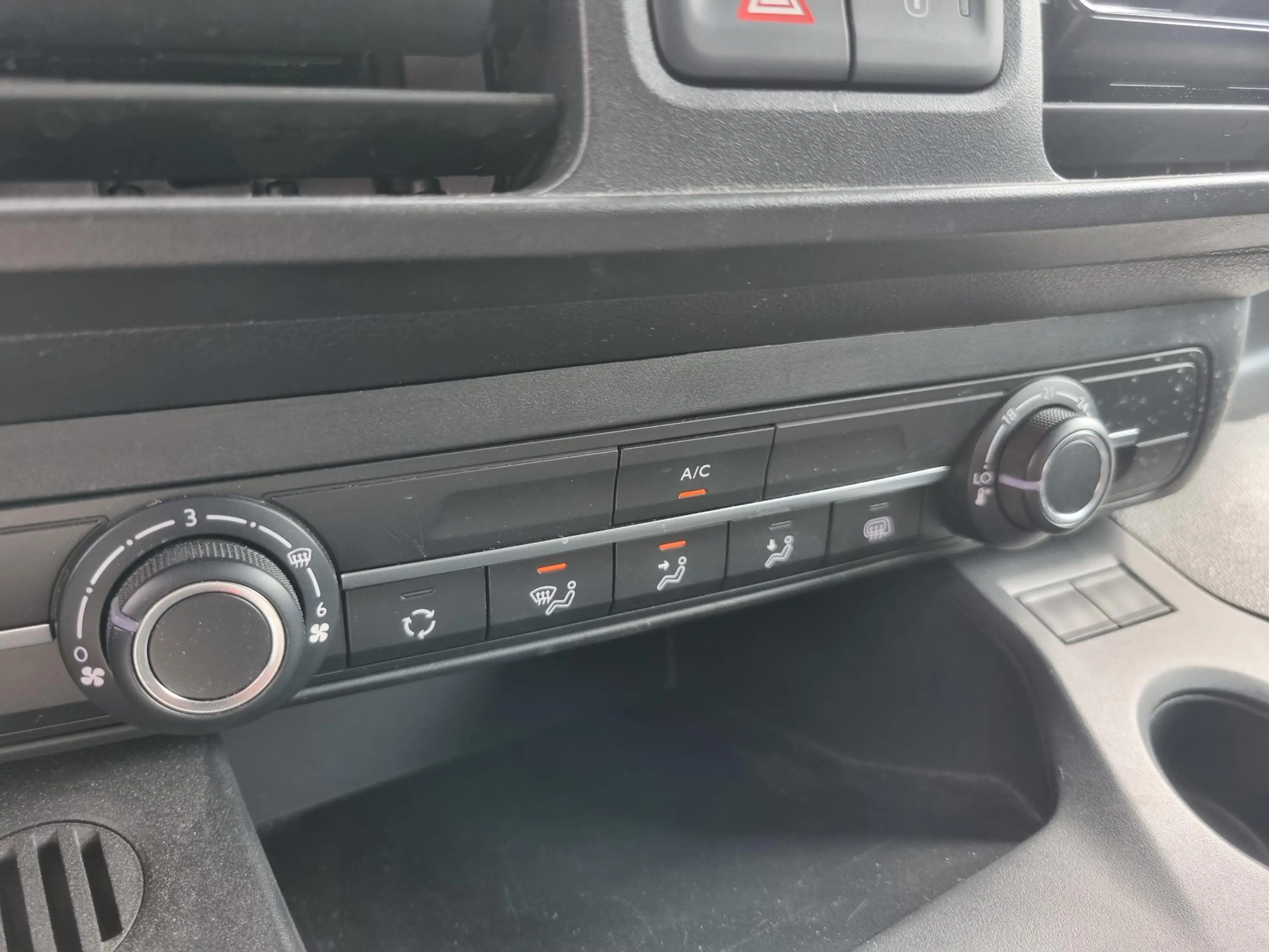 Opel Combo 1.2 Turbo L2H1 MINICAMPER 12.000 KM. — photo 35