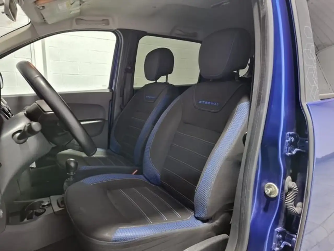 2020 Dacia Lodgy 1.5 dCI Stepway Comfort Blue 7pl. 85kW, photograph 12