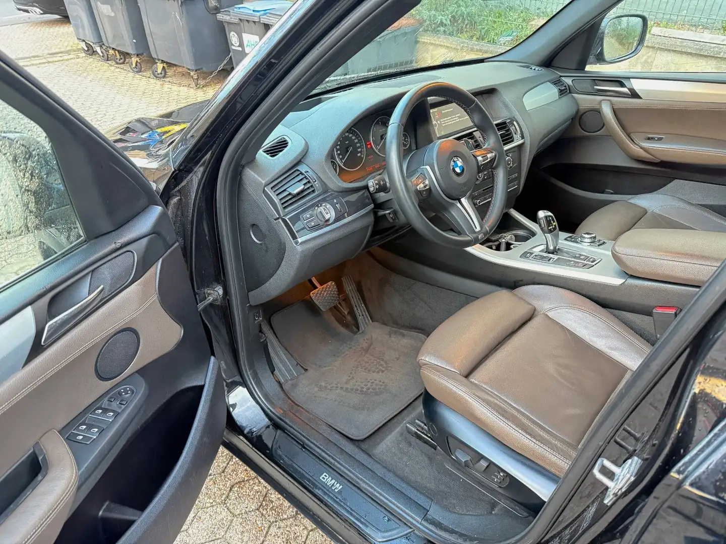 BMW X3 xDrive 35 d M SPORT PAKET Schwarz - 2