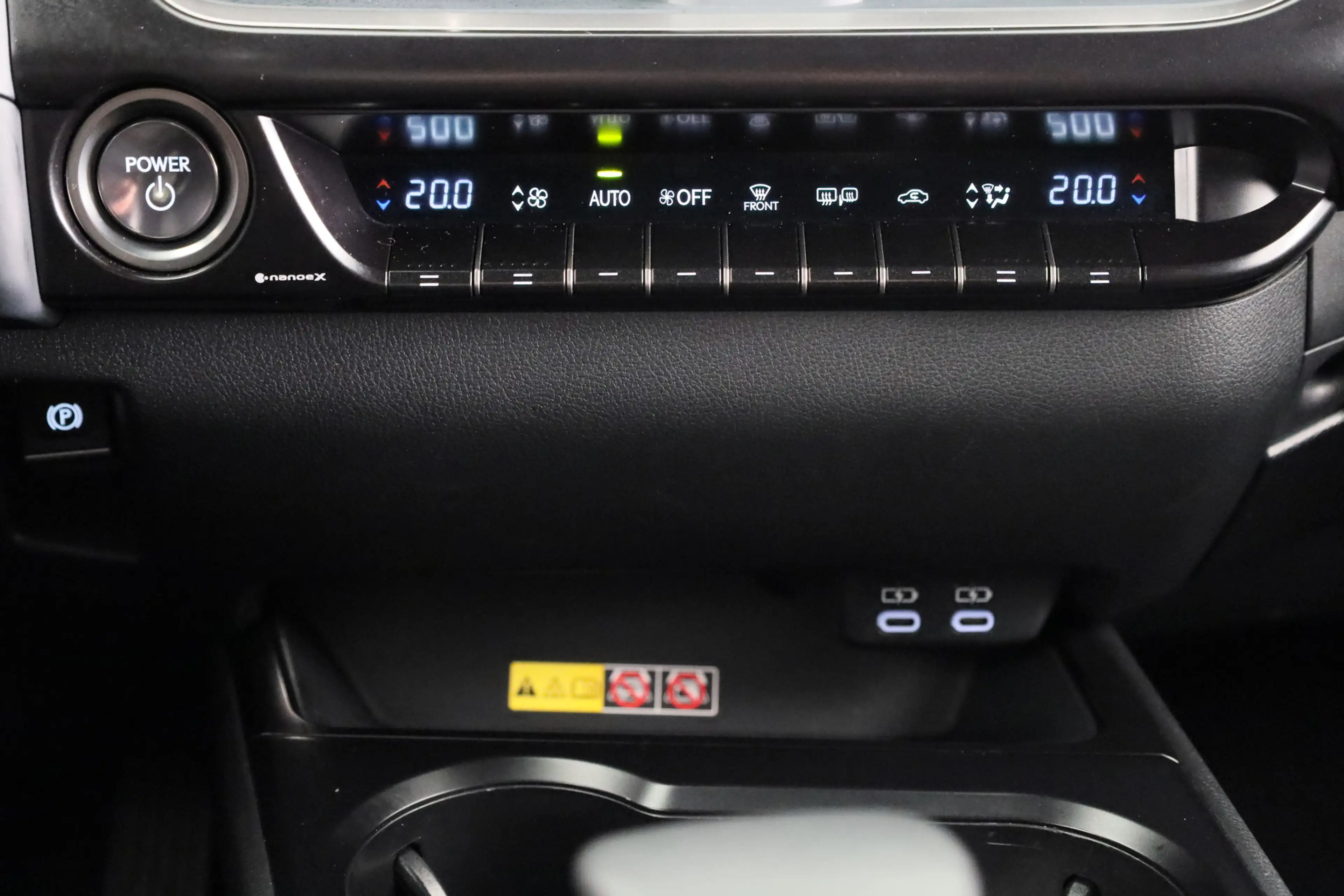 Lexus UX 250h Luxury Line *DEMO* | Head up Display | Stoelverwar — photo 11