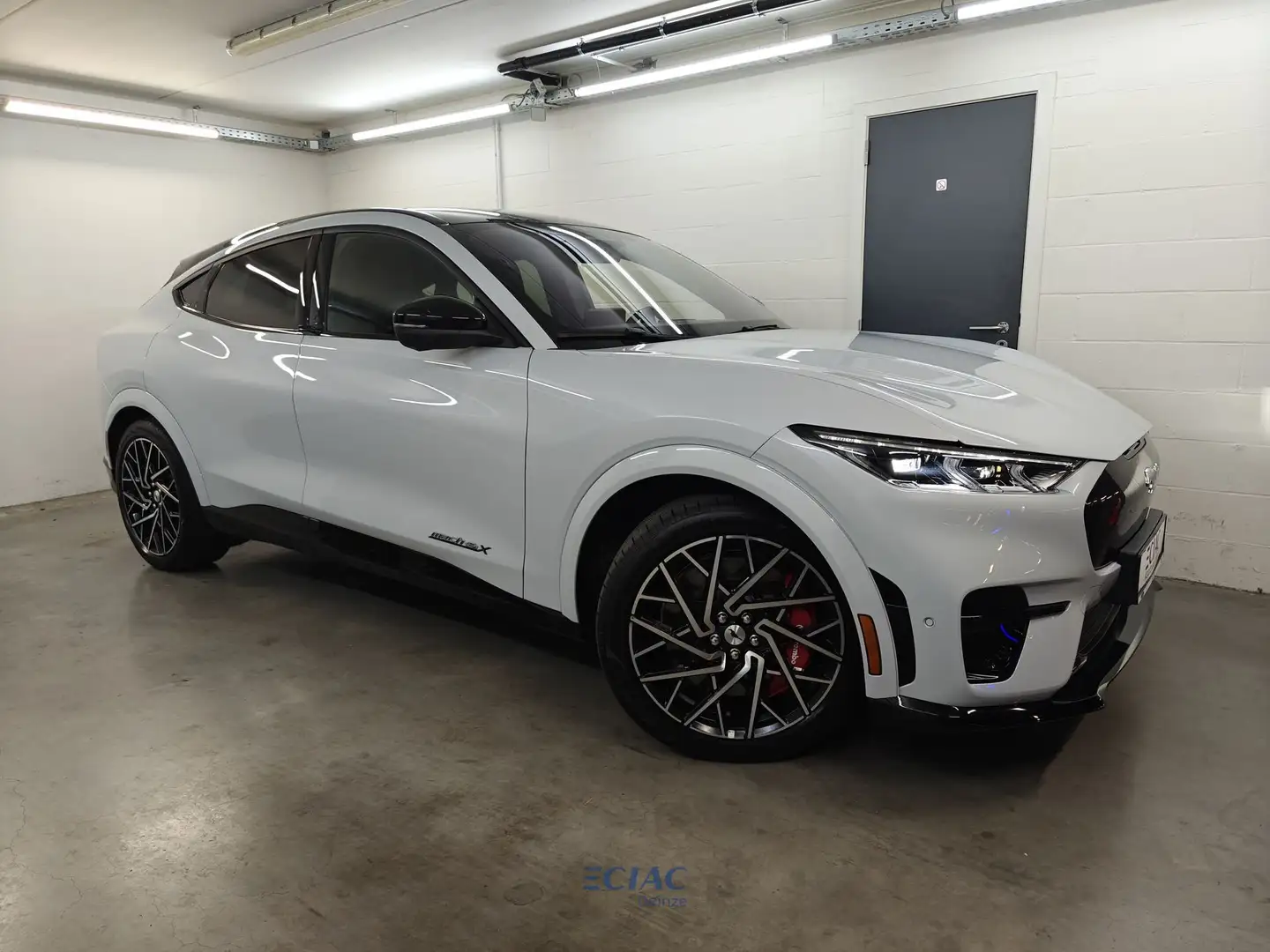 Ford Mustang Mach-E GT 99 kWh AWD - 12135km - Garantie Alb - 2