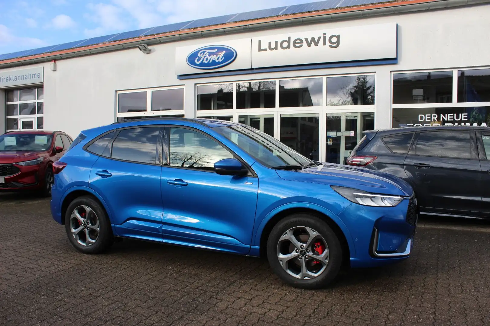 Ford Kuga 1.5 EcoB. ST-Line X Winterpaket Sync 4 Blau - 1