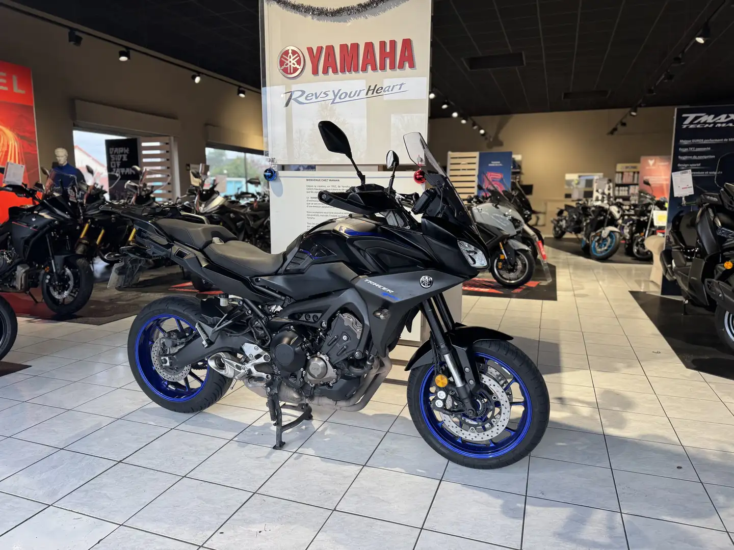 Yamaha MT-09 Noir - 2