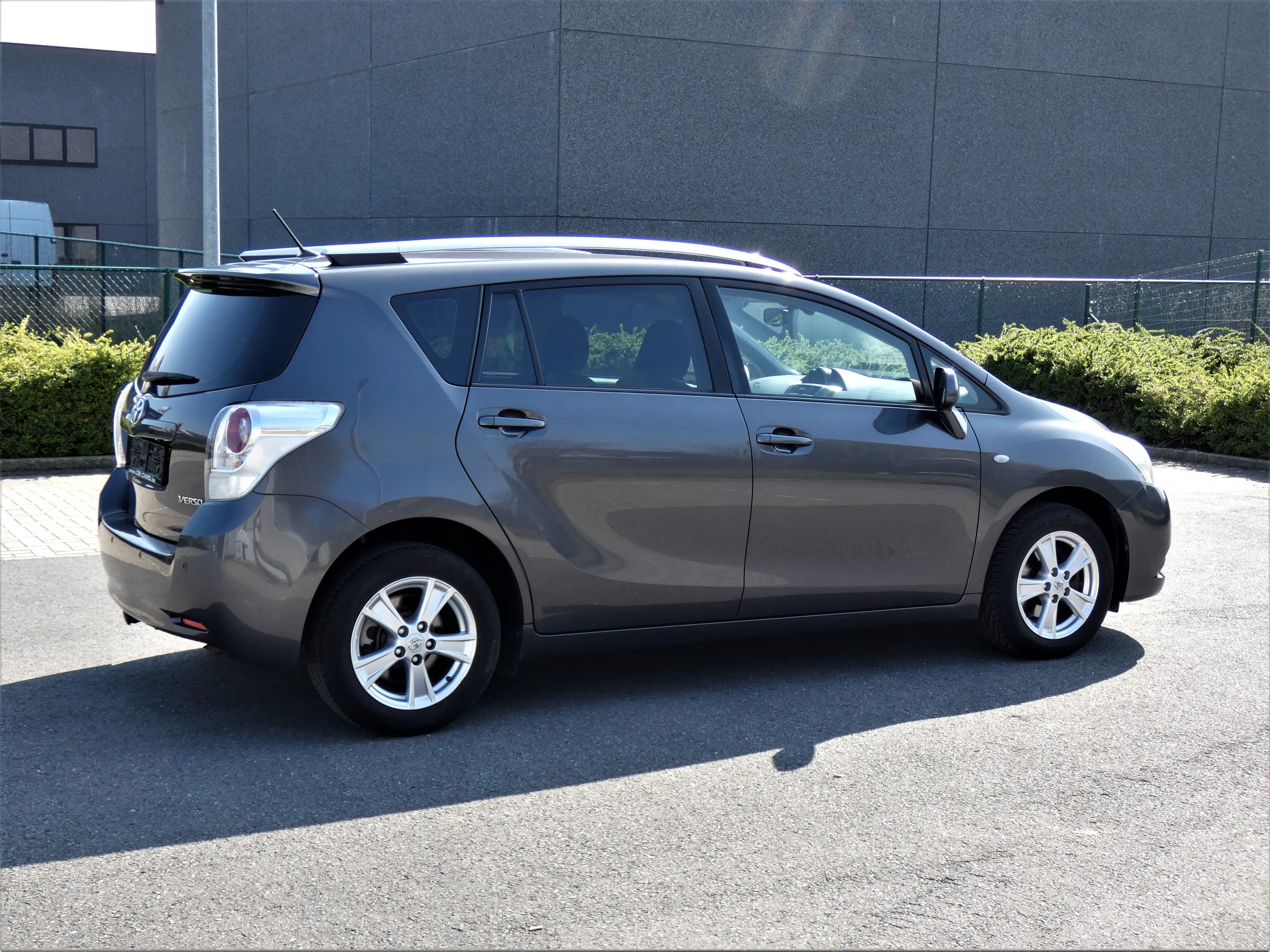 Toyota Verso Verso 1.6 VTT-i Sol 5pl. TOPSTAAT !!! — photo 8
