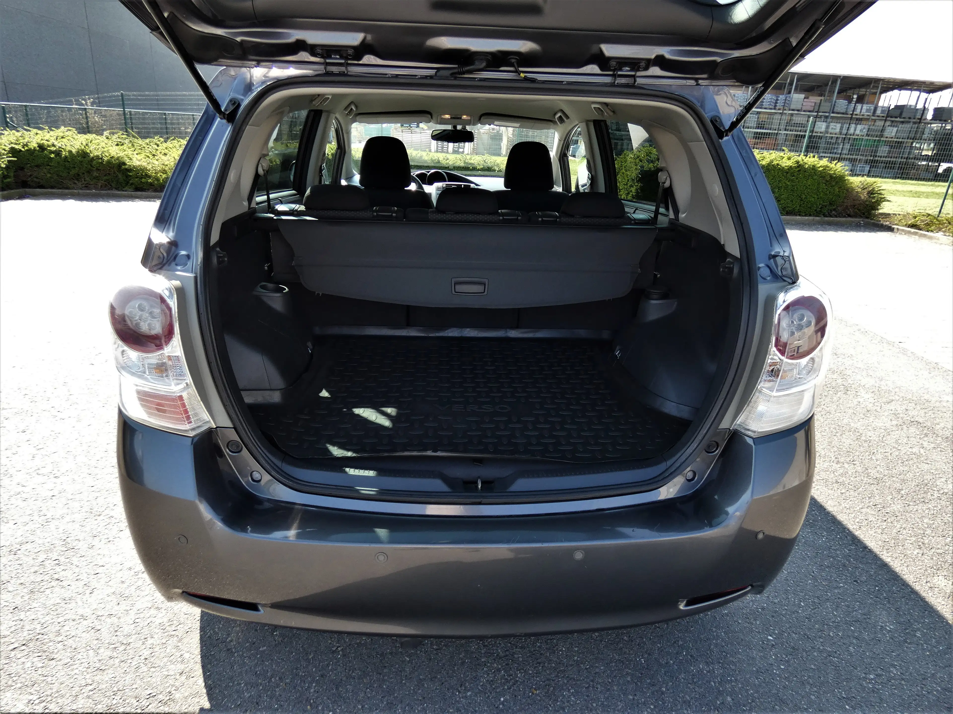 Toyota Verso Verso 1.6 VTT-i Sol 5pl. TOPSTAAT !!! — photo 14