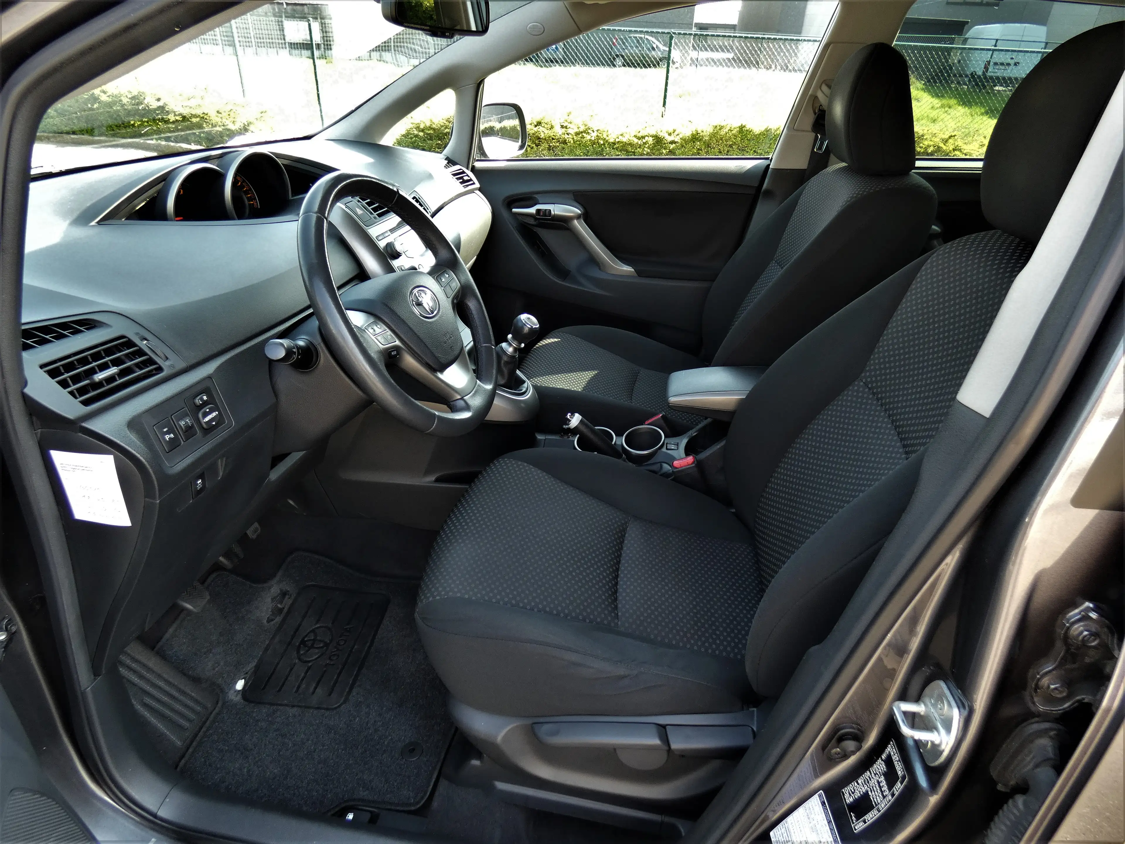 Toyota Verso Verso 1.6 VTT-i Sol 5pl. TOPSTAAT !!! — photo 12