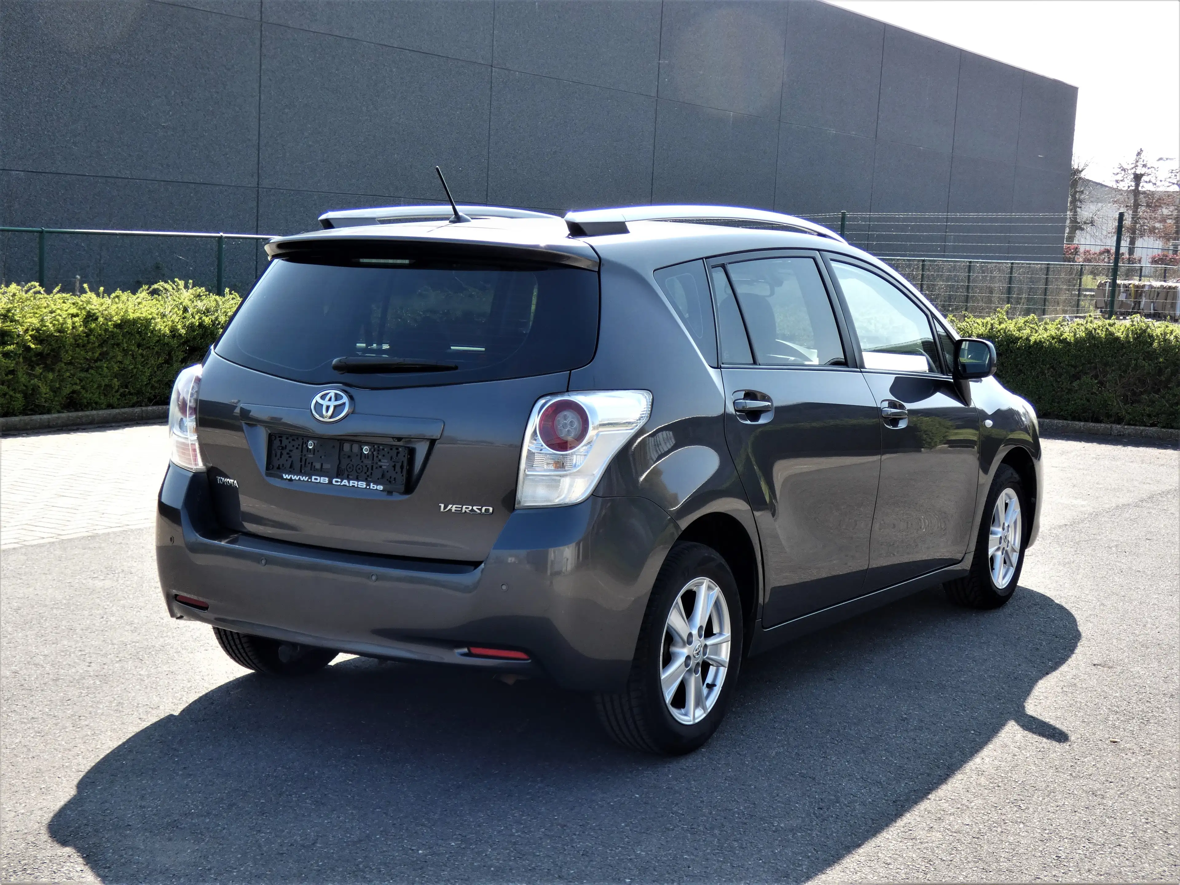 Toyota Verso Verso 1.6 VTT-i Sol 5pl. TOPSTAAT !!! — photo 7