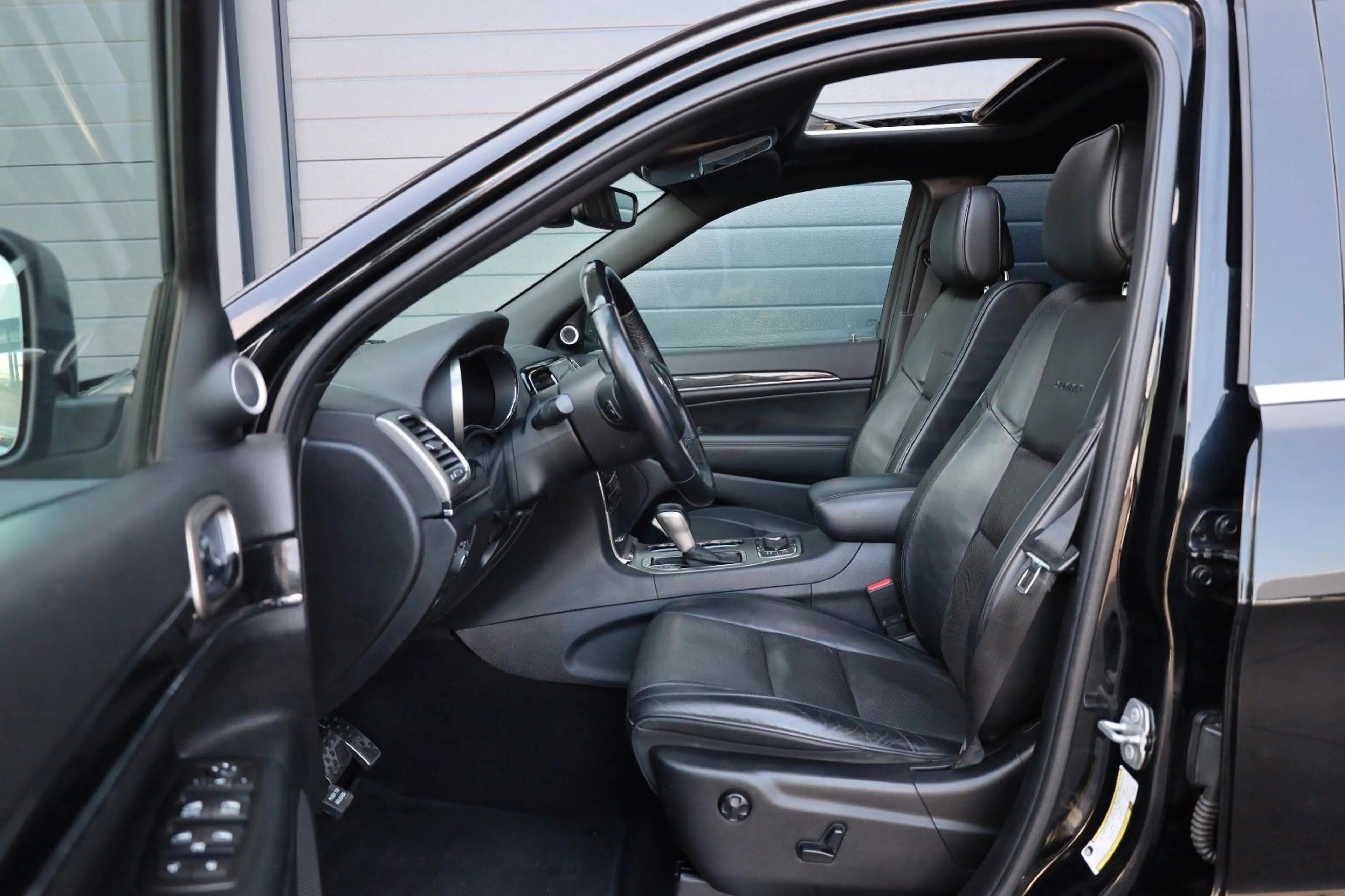 Jeep Grand Cherokee 3.6l Limited 4x4/APPLE/SHZ/TTW/20 — photo 8