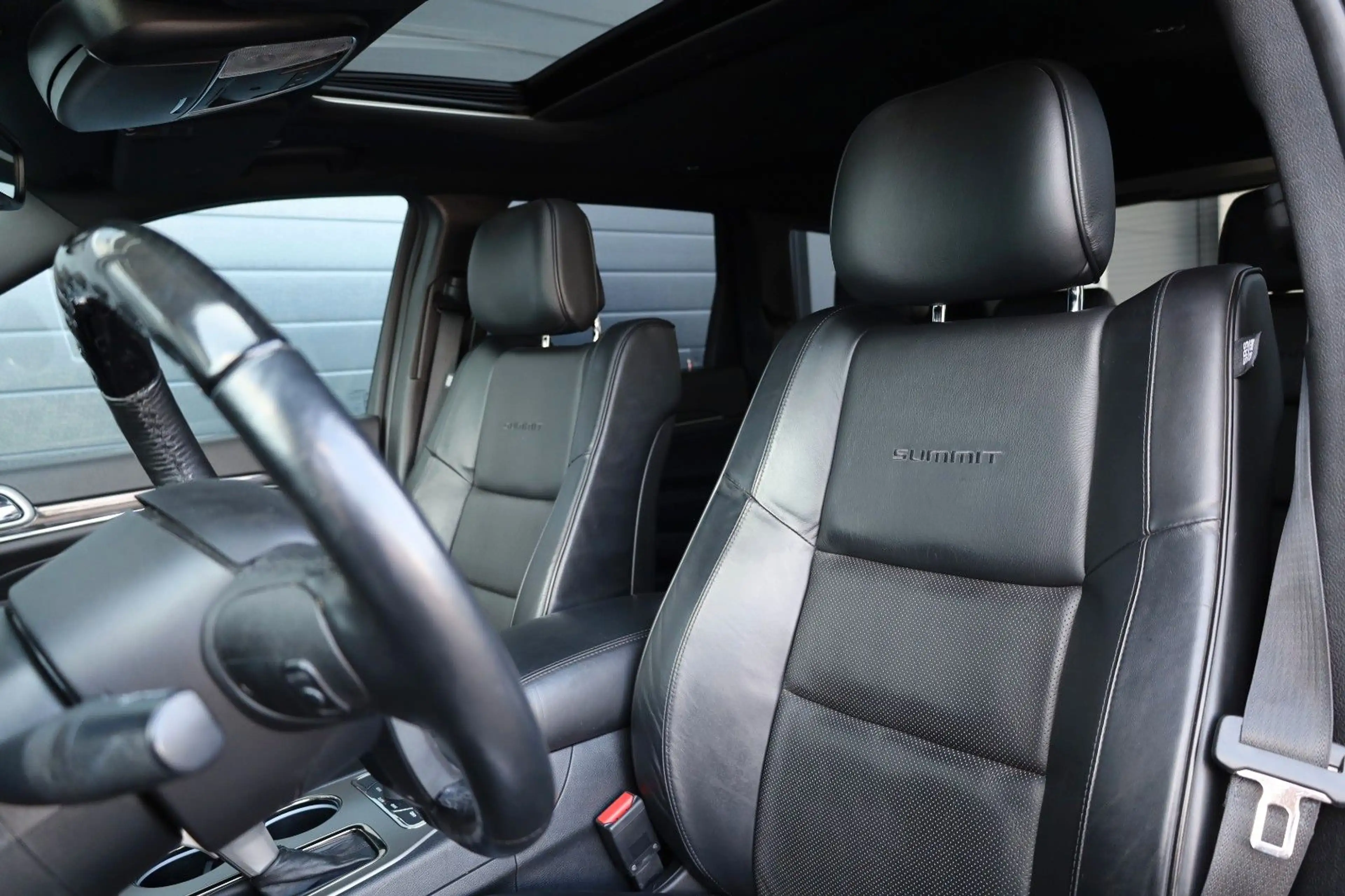 Jeep Grand Cherokee 3.6l Limited 4x4/APPLE/SHZ/TTW/20 — photo 9