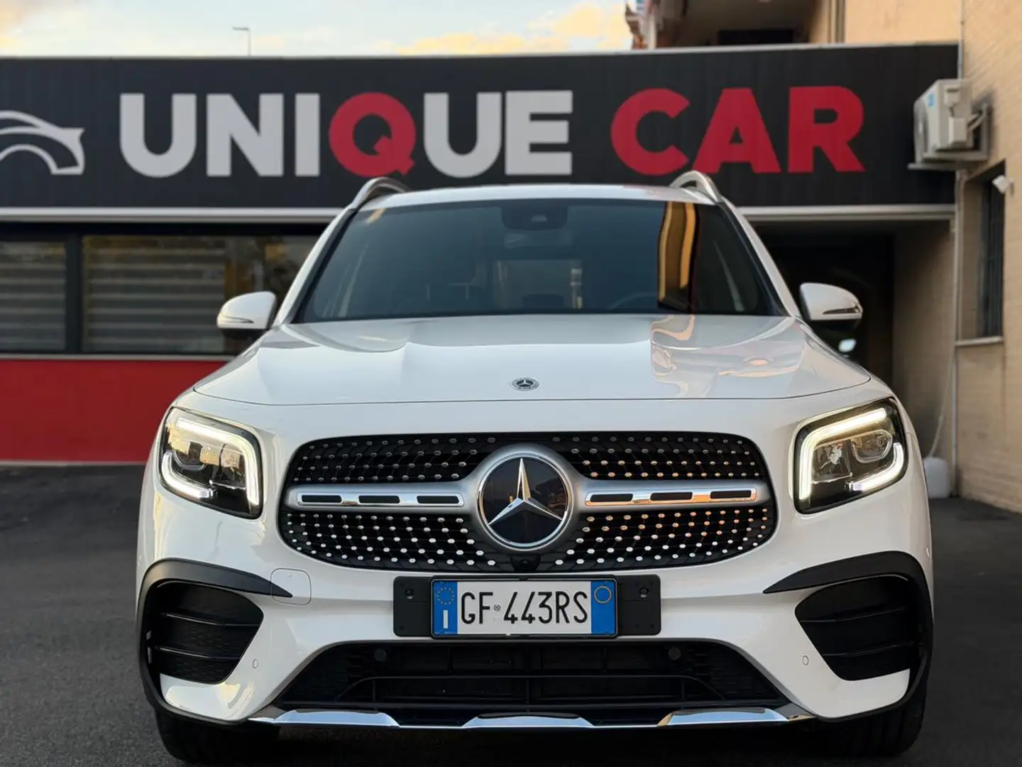 Mercedes-Benz GLB 200 d Automatic Premium (FULL OPTIONAL) Bianco - 2