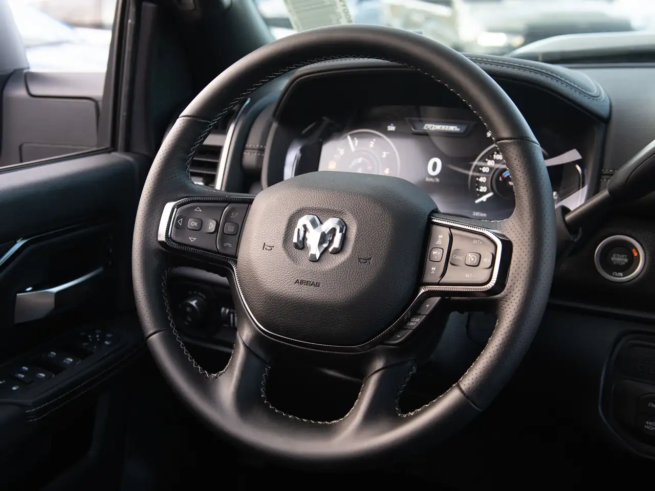 RAM 2500 снимка RAM 2500