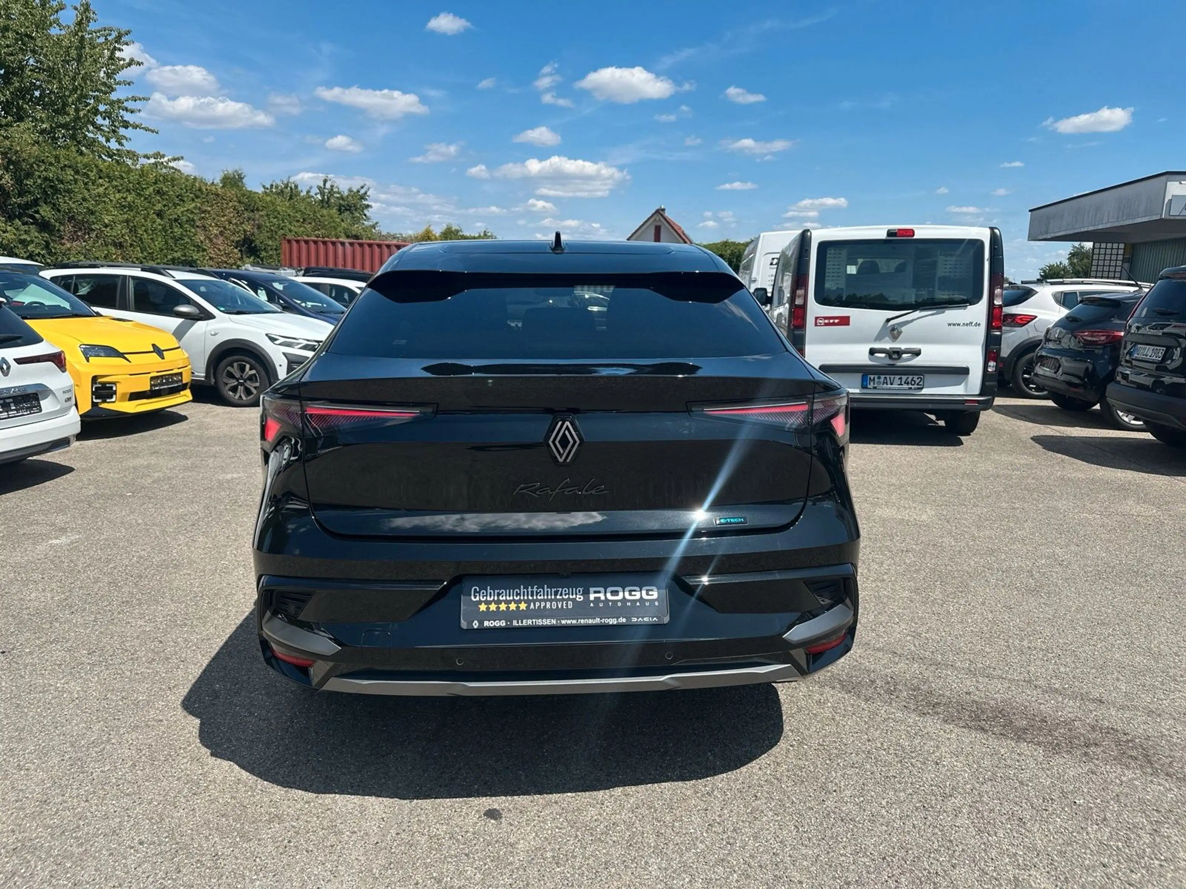 Renault Rafale 300 Plug-in Hybrid 4x4 Atelier Alpine — photo 5