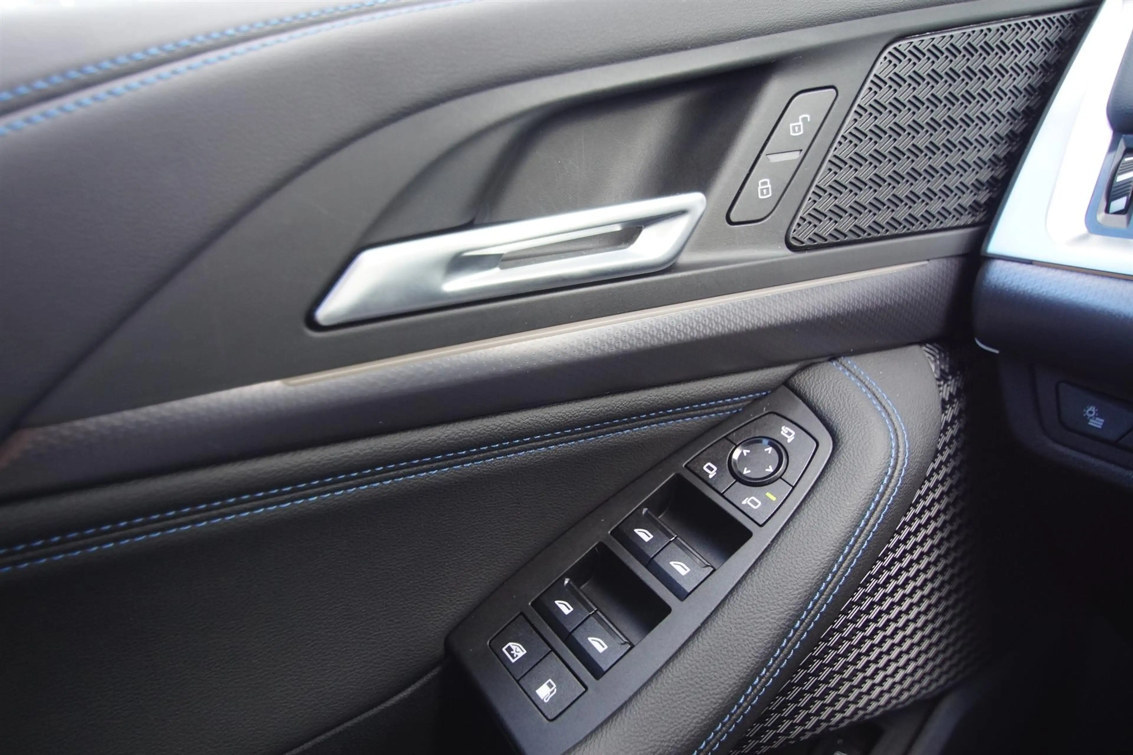 BMW 225 Active Tourer 225e xDrive | M-Sport | PDC | LED | — photo 25