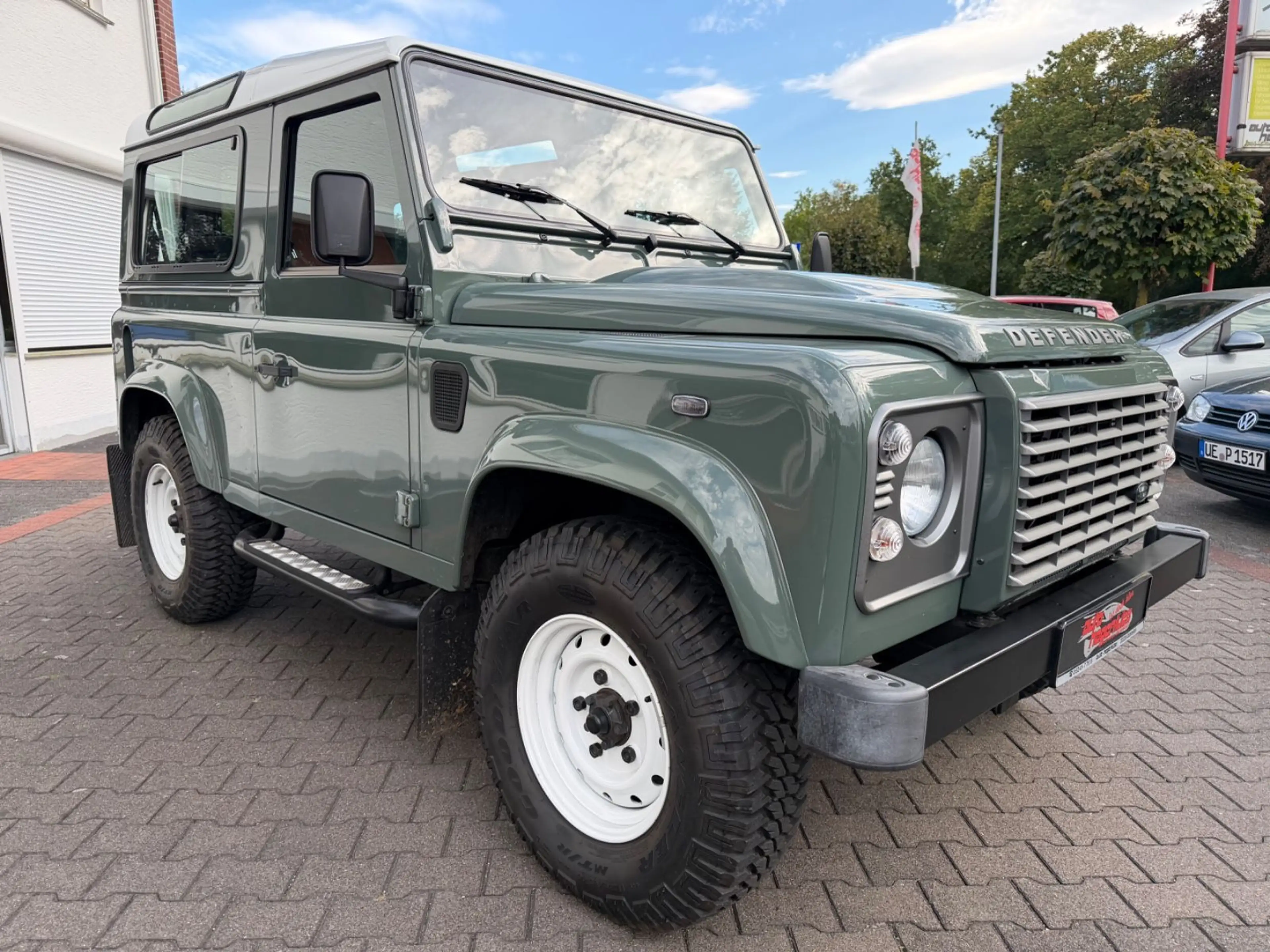 Land Rover Defender 90 E Station Wagon Deutsches FZG Klima