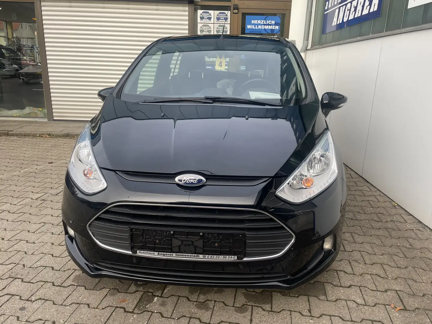 Ford B-Max 1.0 Trend EcoBoost, 8fach bereift, Frontscheibenh. Noir - 1