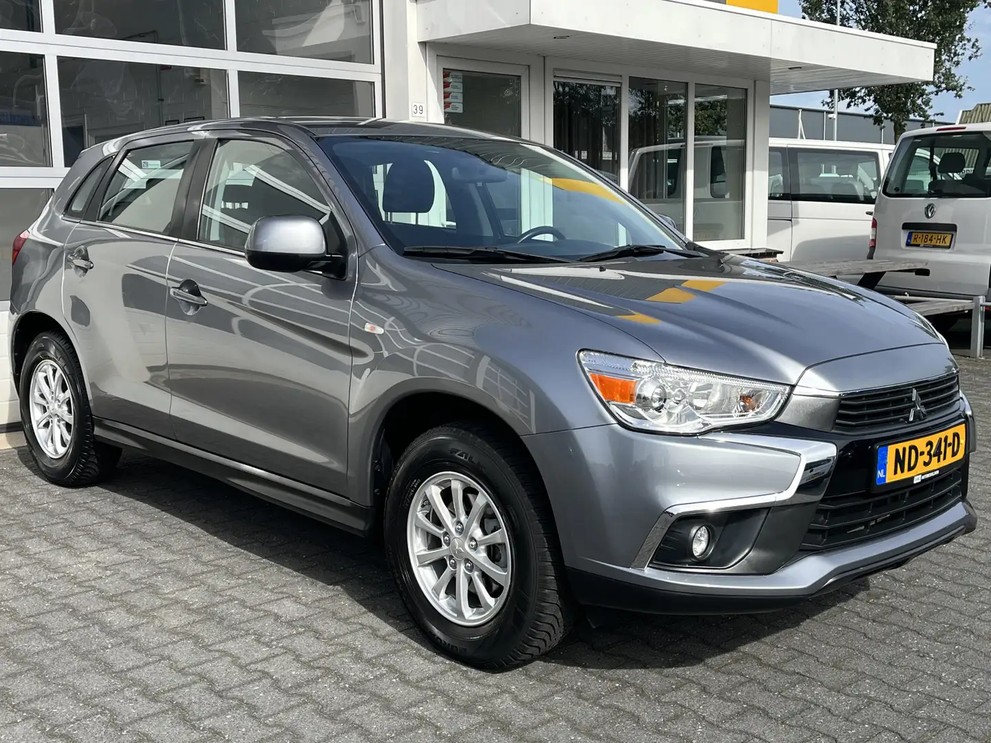 Mitsubishi ASX 1.6 Cleartec Bright+ Cruise control Climat control Grijs - 1