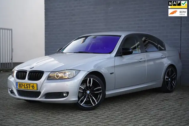 BMW 316 3-serie 316i Business Line Style, Carplay, Leder,