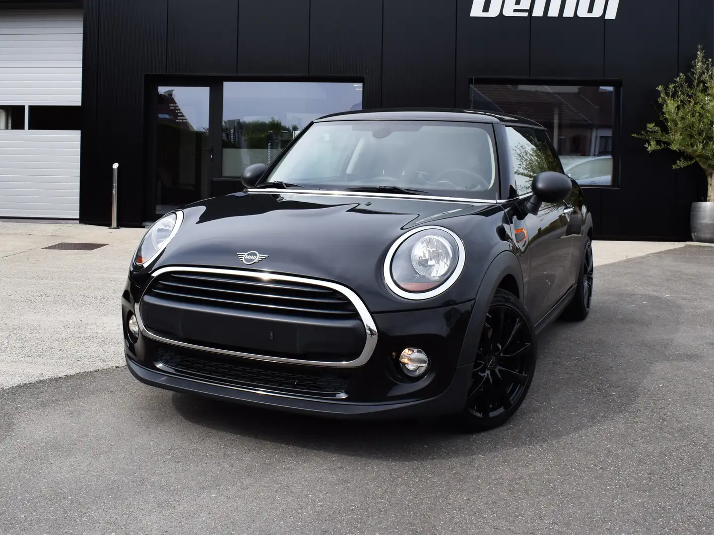 MINI One 1.5 (EU6d-TEMP) incl originele mini wintervelgen Zwart - 2
