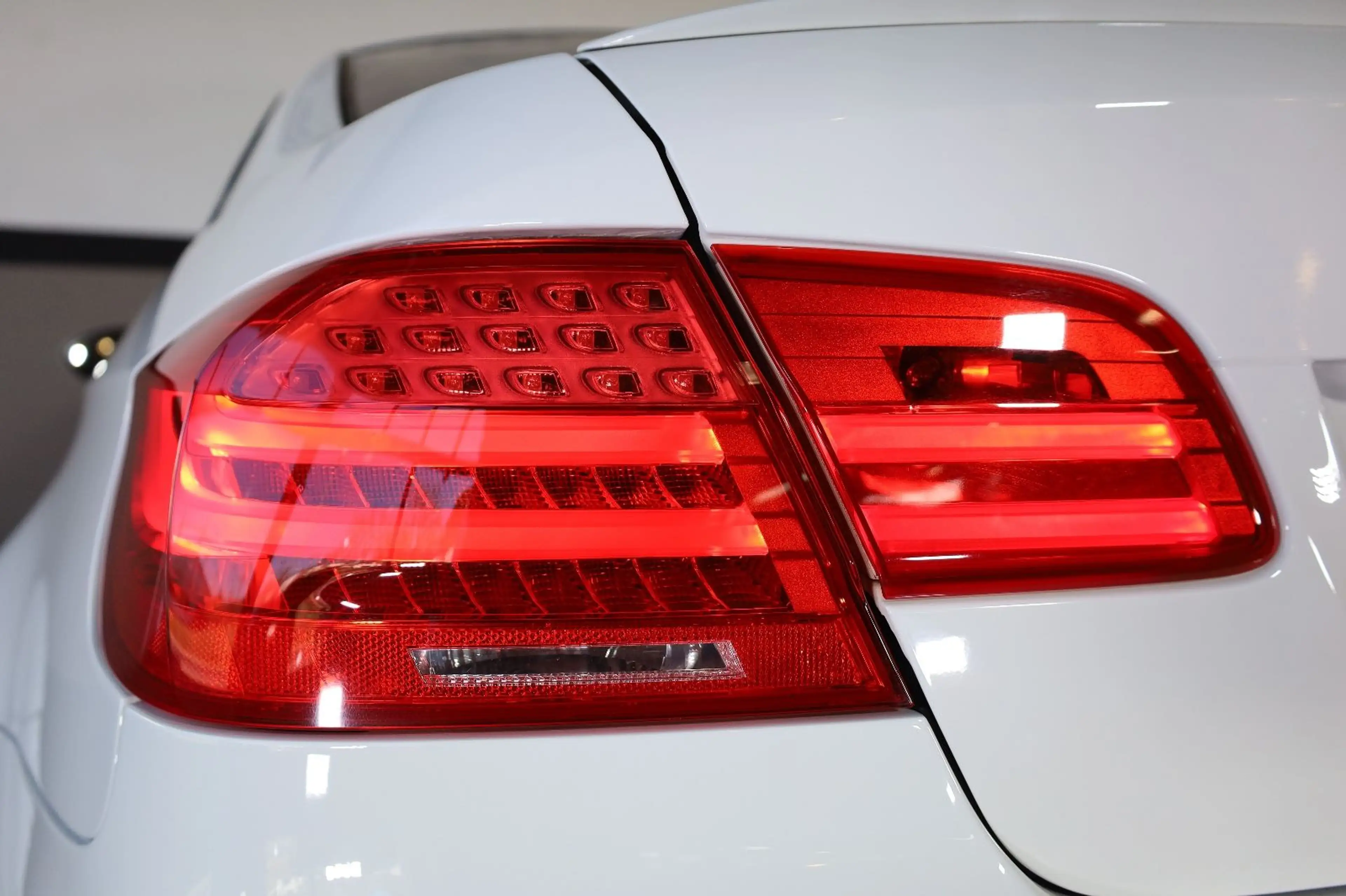 BMW M3 Coupé/M/KAMERA/PDC/XENON/SHZ/SBD/Tempomat/R19 — photo 7
