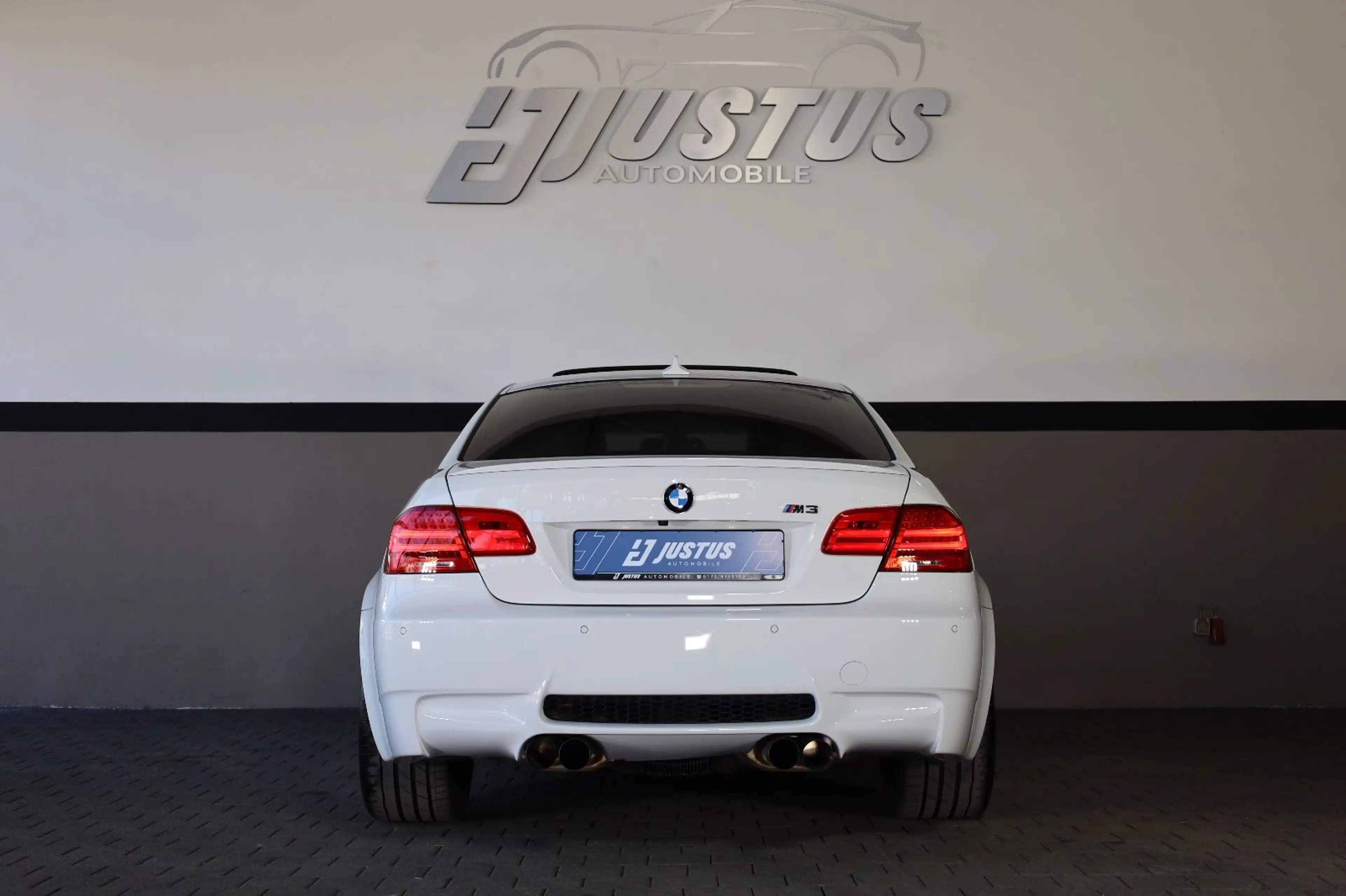 BMW M3 Coupé/M/KAMERA/PDC/XENON/SHZ/SBD/Tempomat/R19 — photo 5