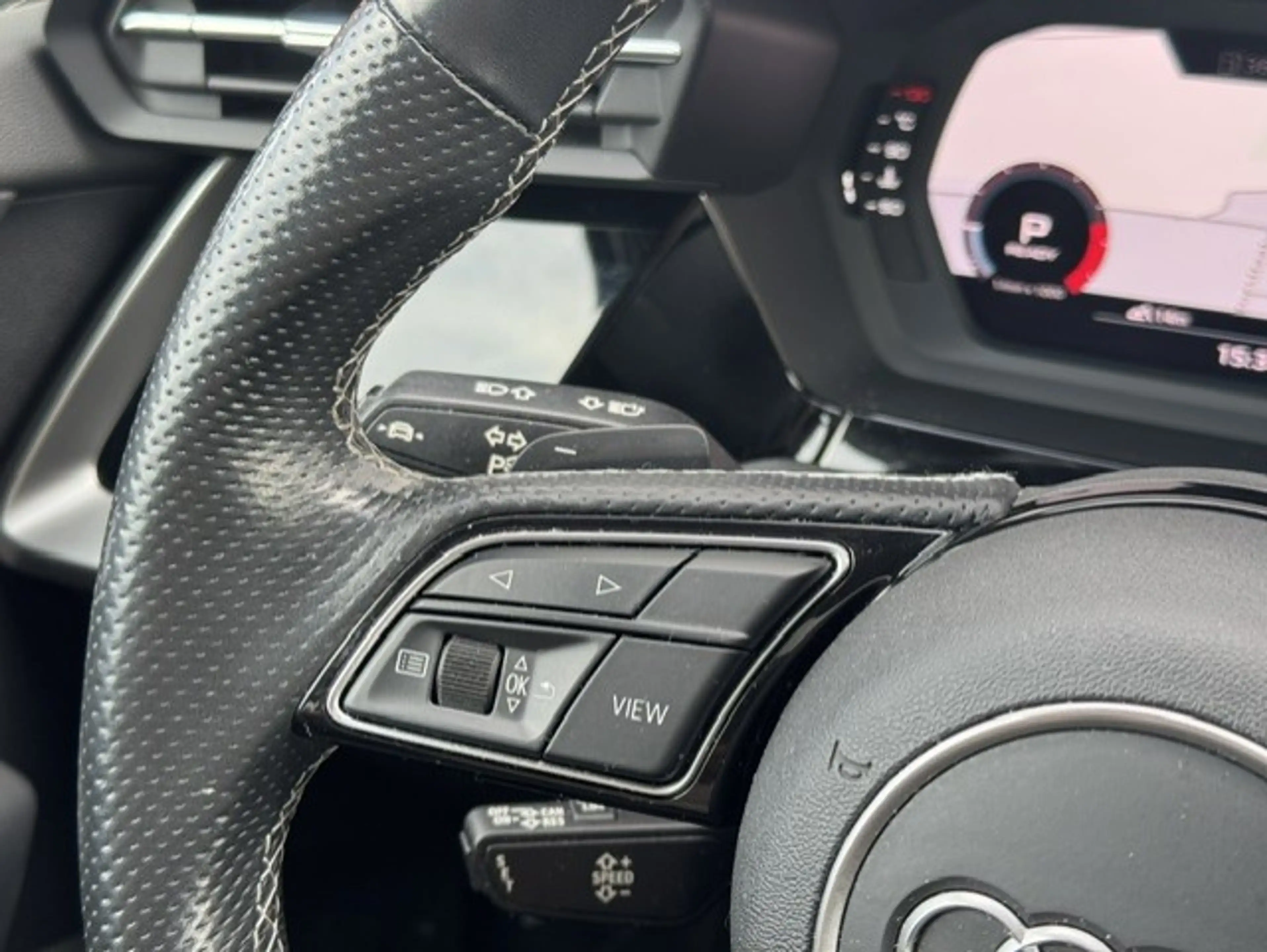 Audi A3 Limousine 30 TFSI S edition -Panorama-Virtual-Matr — photo 25