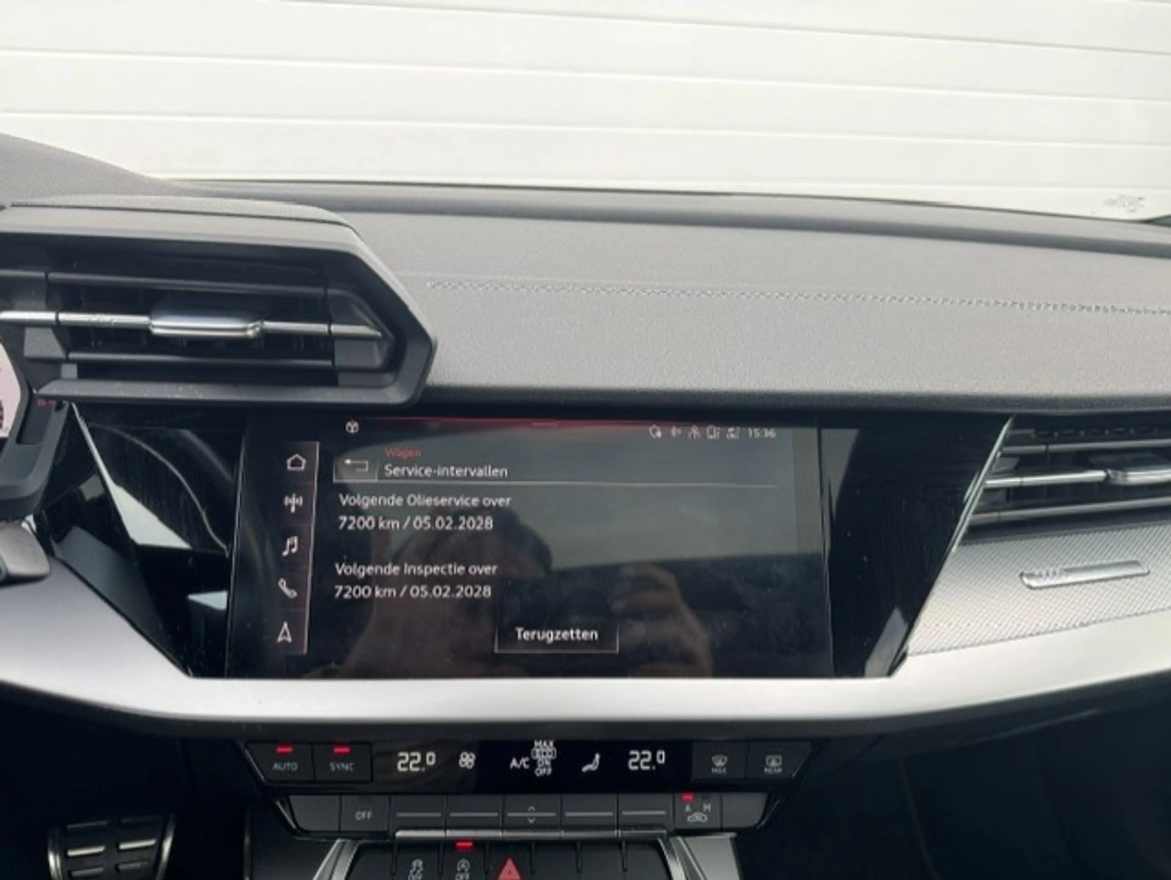 Audi A3 Limousine 30 TFSI S edition -Panorama-Virtual-Matr — photo 27