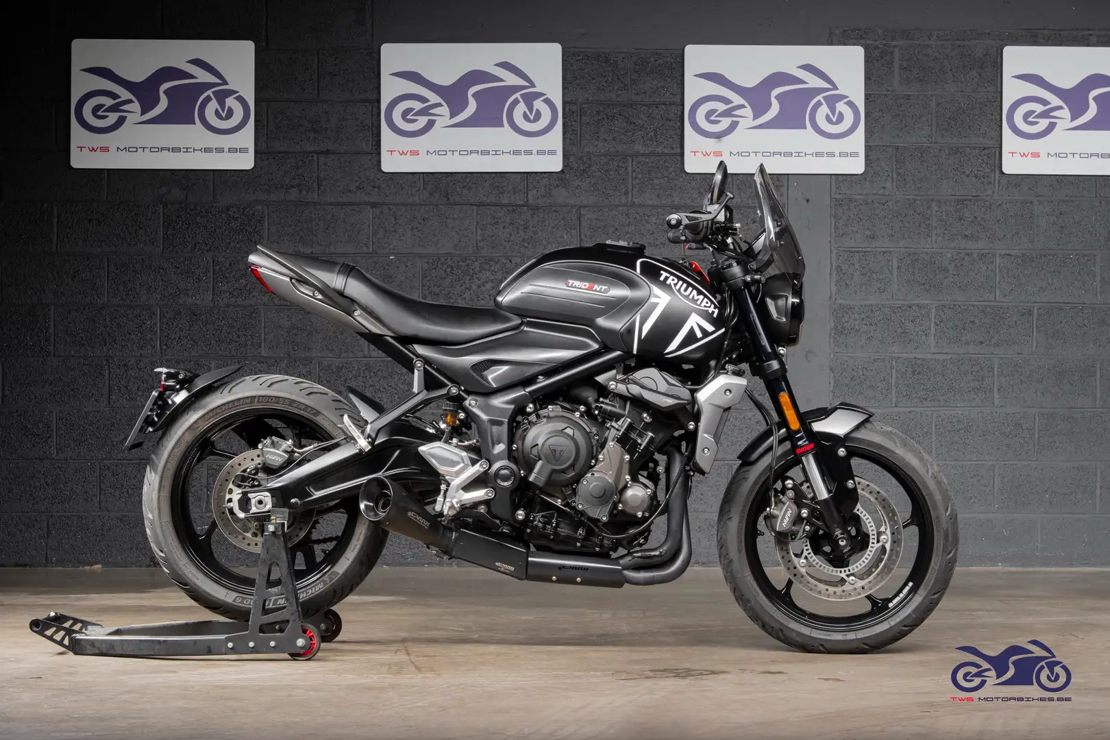 Triumph Trident 660 Noir - 1