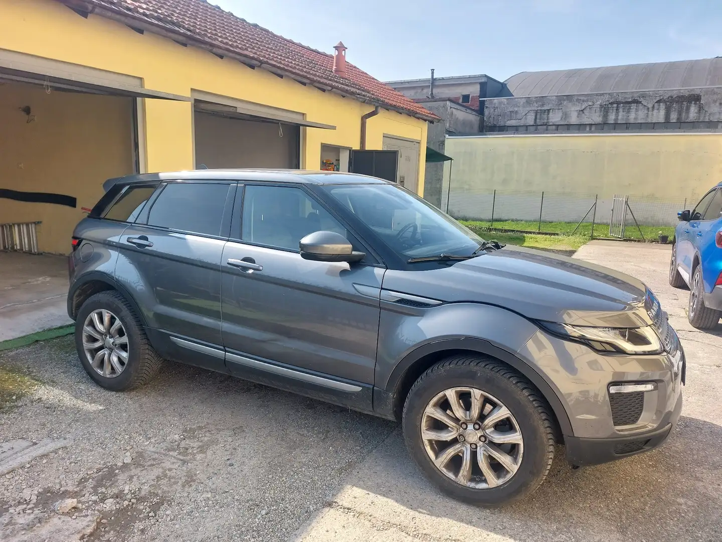 Land Rover Range Rover Evoque LAND ROVER RR 2.0 SE Dynamic Automatico 4x4 euro 6 - 1
