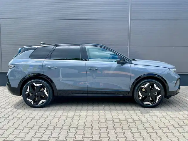 Opel Grandland view 9