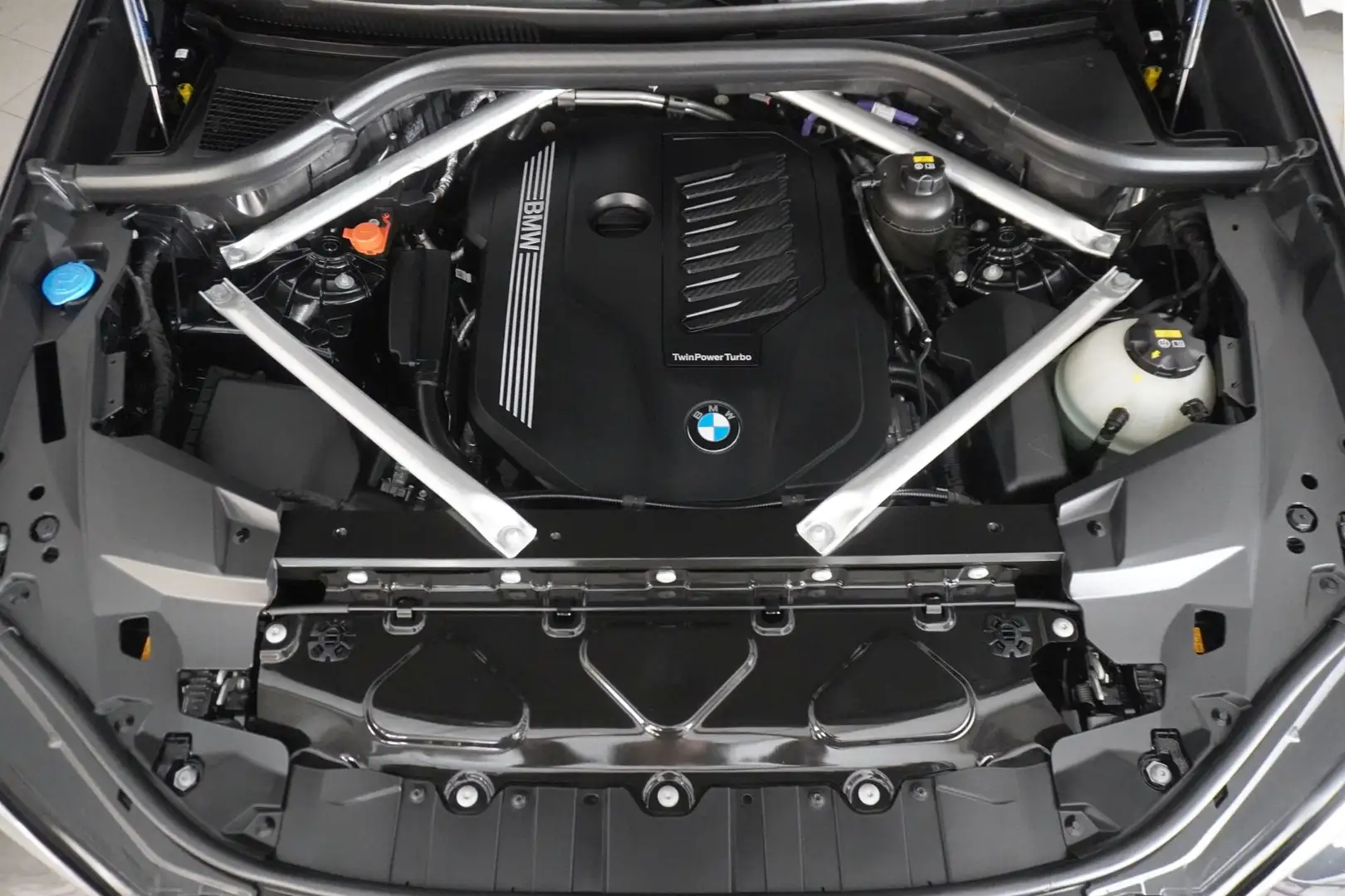 BMW X5 xDrive40i Schwarz - 2