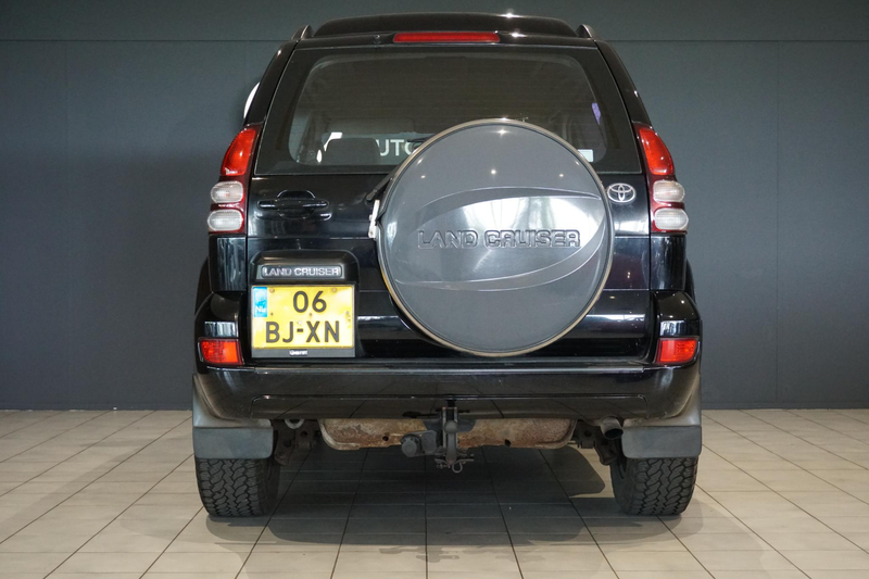 Toyota Land Cruiser 3.0 D-4D VX HR Blind Van *169.162KM NAP!* + TREKHA — photo 9