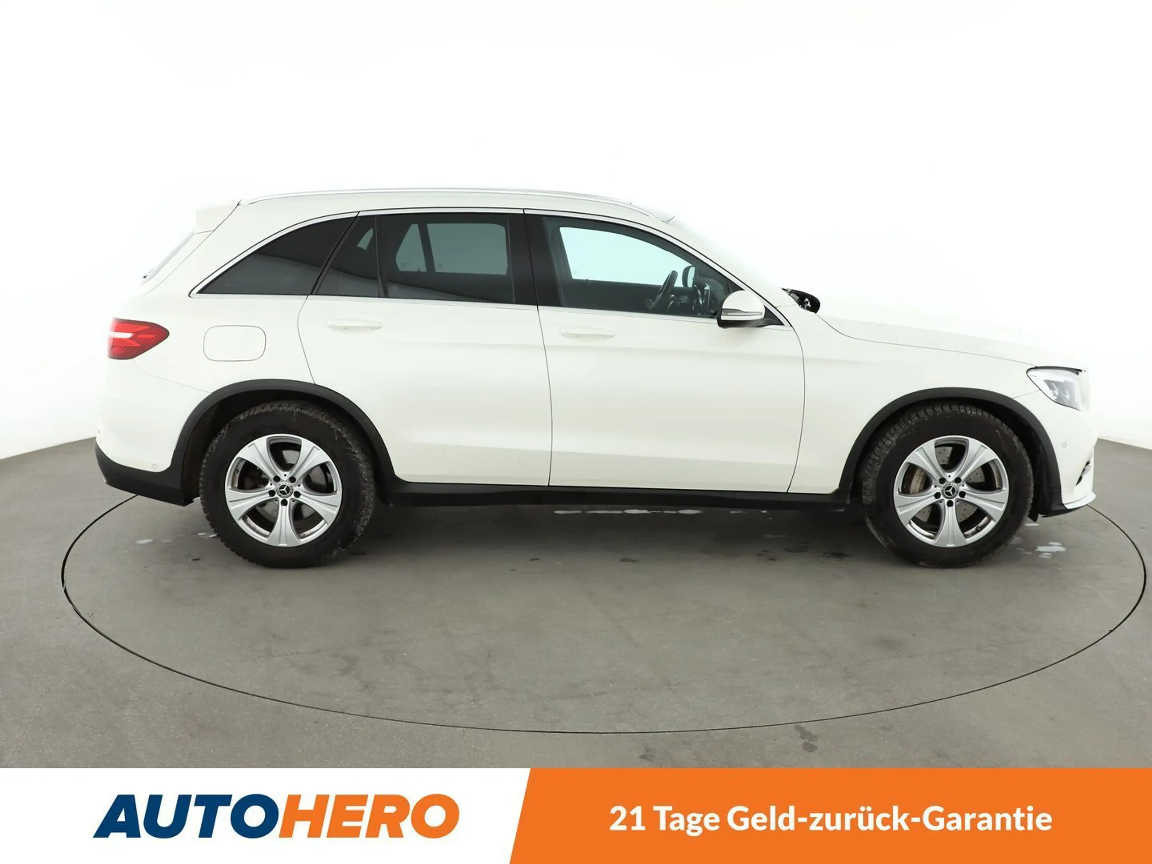 Mercedes-Benz GLC 350 GLC 350 d 4Matic AMG Line Aut.*NAVI*LED*ACC*HUD* — photo 7