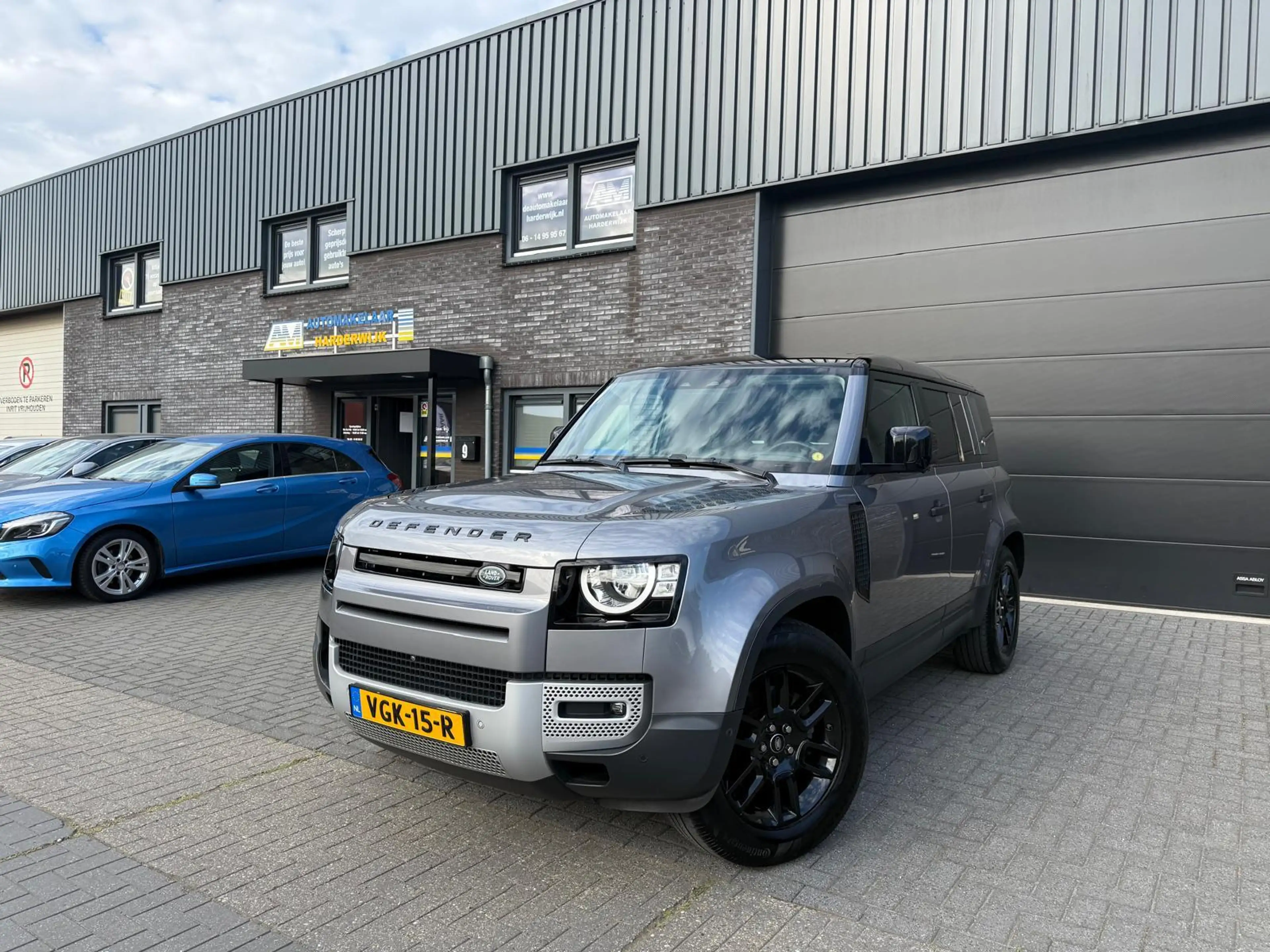 Land Rover Defender 2.0 D240 110 S | 3/6/12MND GARANTIE | GRIJSKENTEKE — photo 2