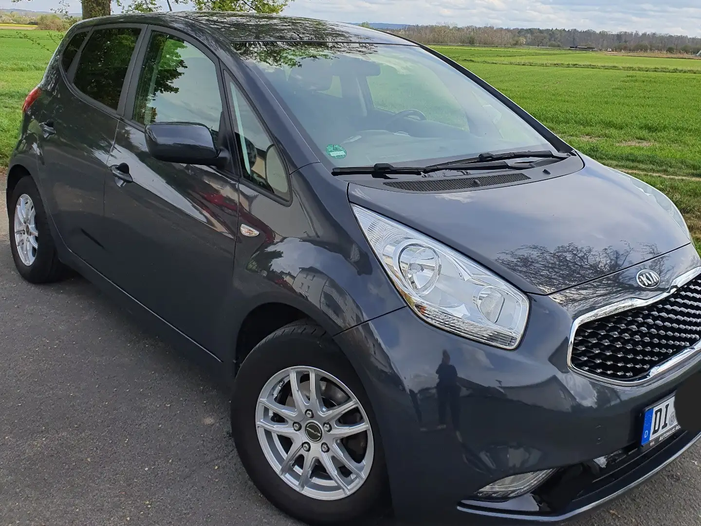 Kia Venga 1.6 CVVT Automatik Dream-Team Edition - 1