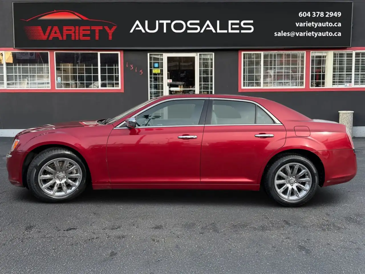 Chrysler 300 снимка Chrysler 300