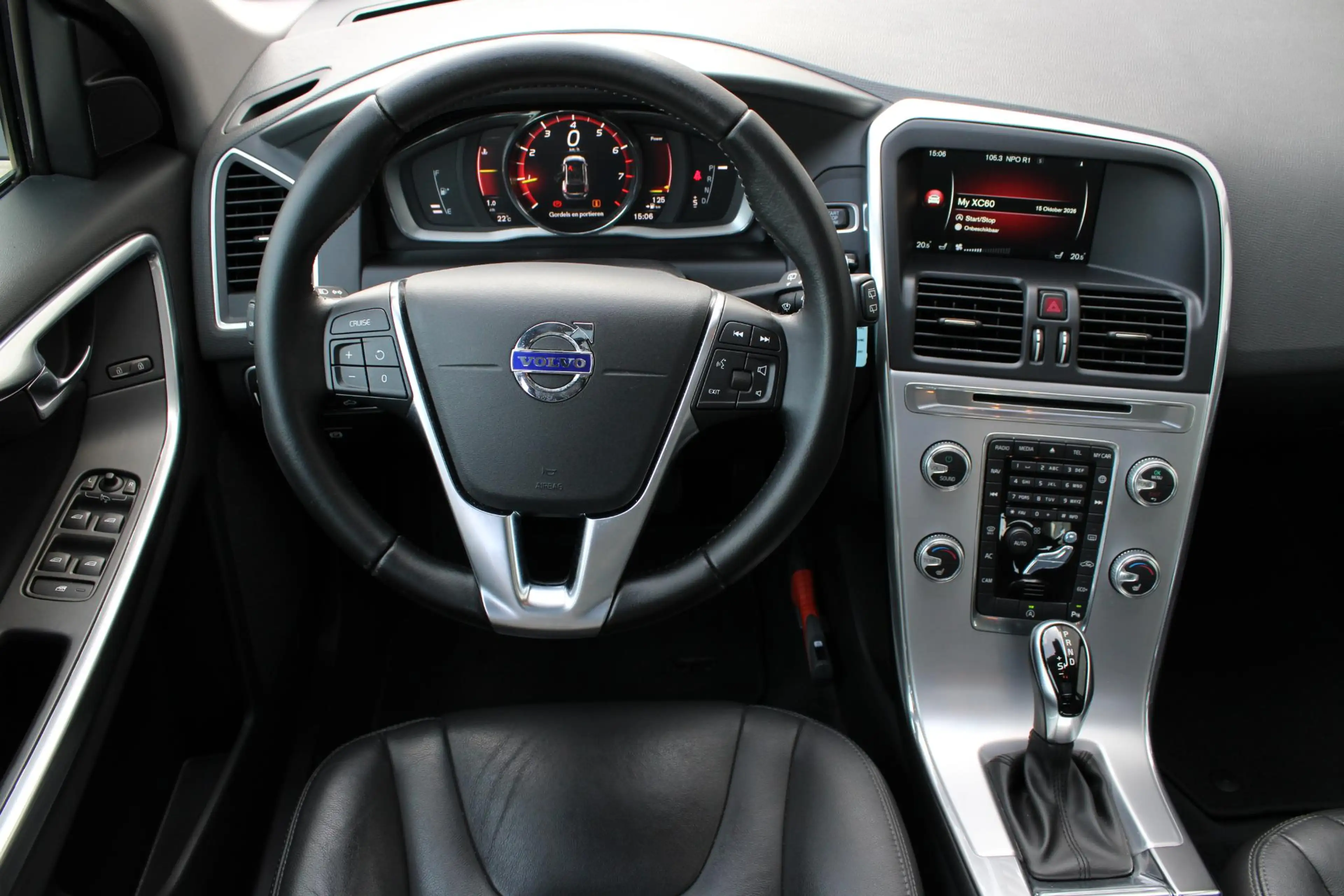 Volvo XC60 T5 FWD Polar+ — photo 13