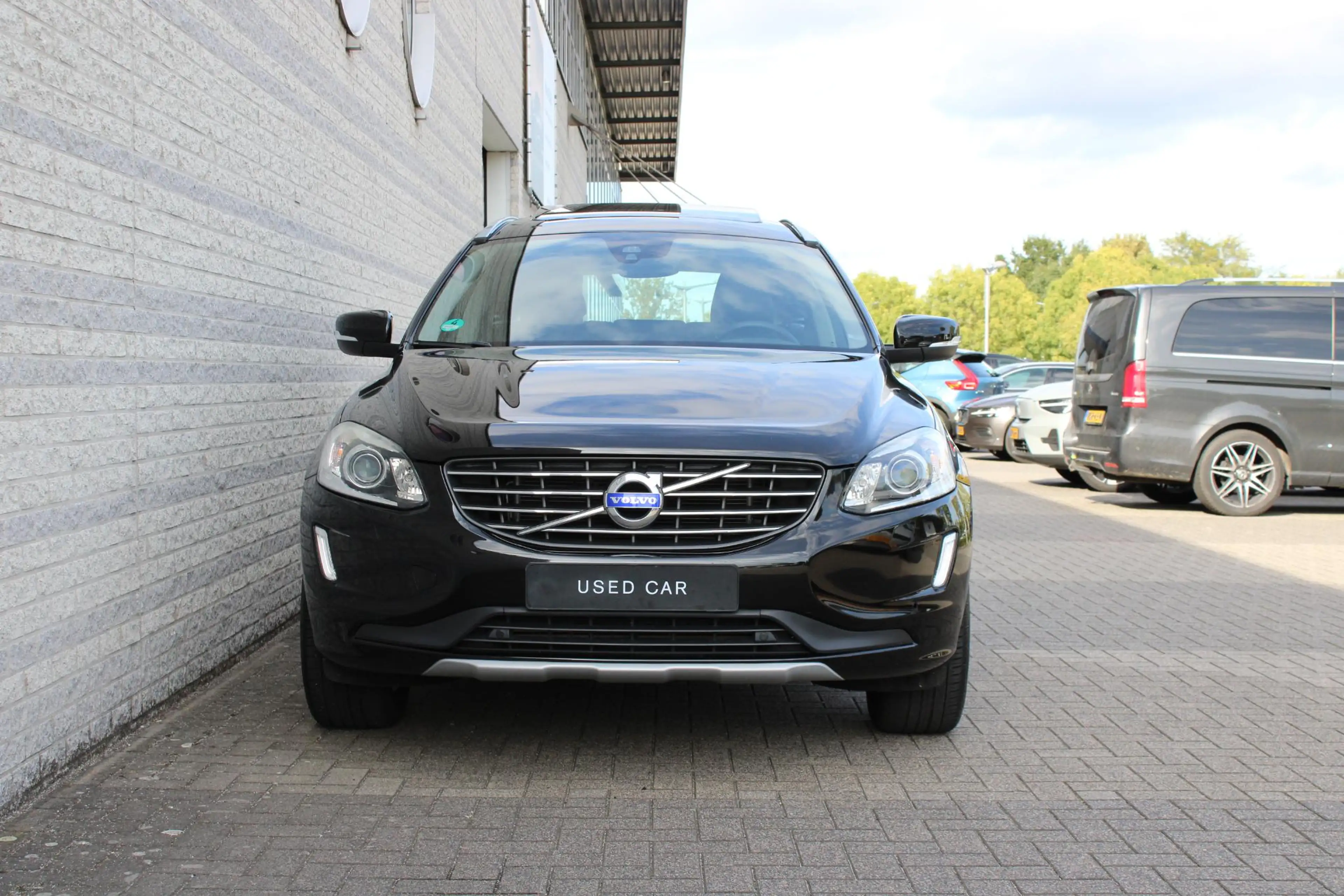 Volvo XC60 T5 FWD Polar+ — photo 2