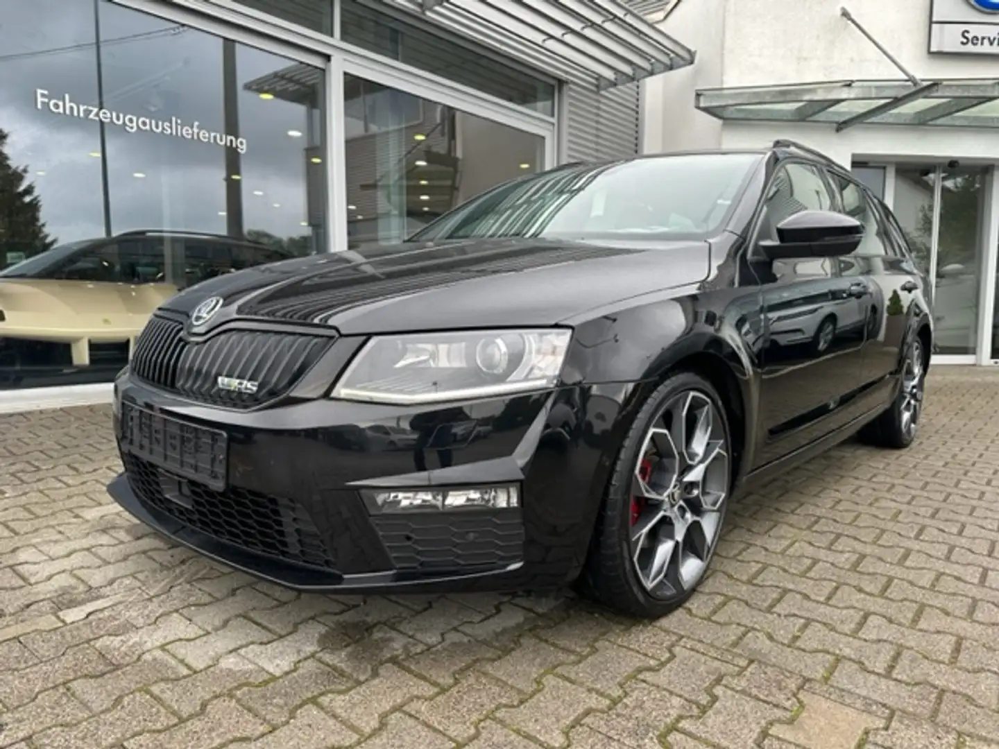 Skoda Octavia Combi RS 4x4 2.0TDI DSG LED*NAVI*AHK*19-Zoll Noir - 2