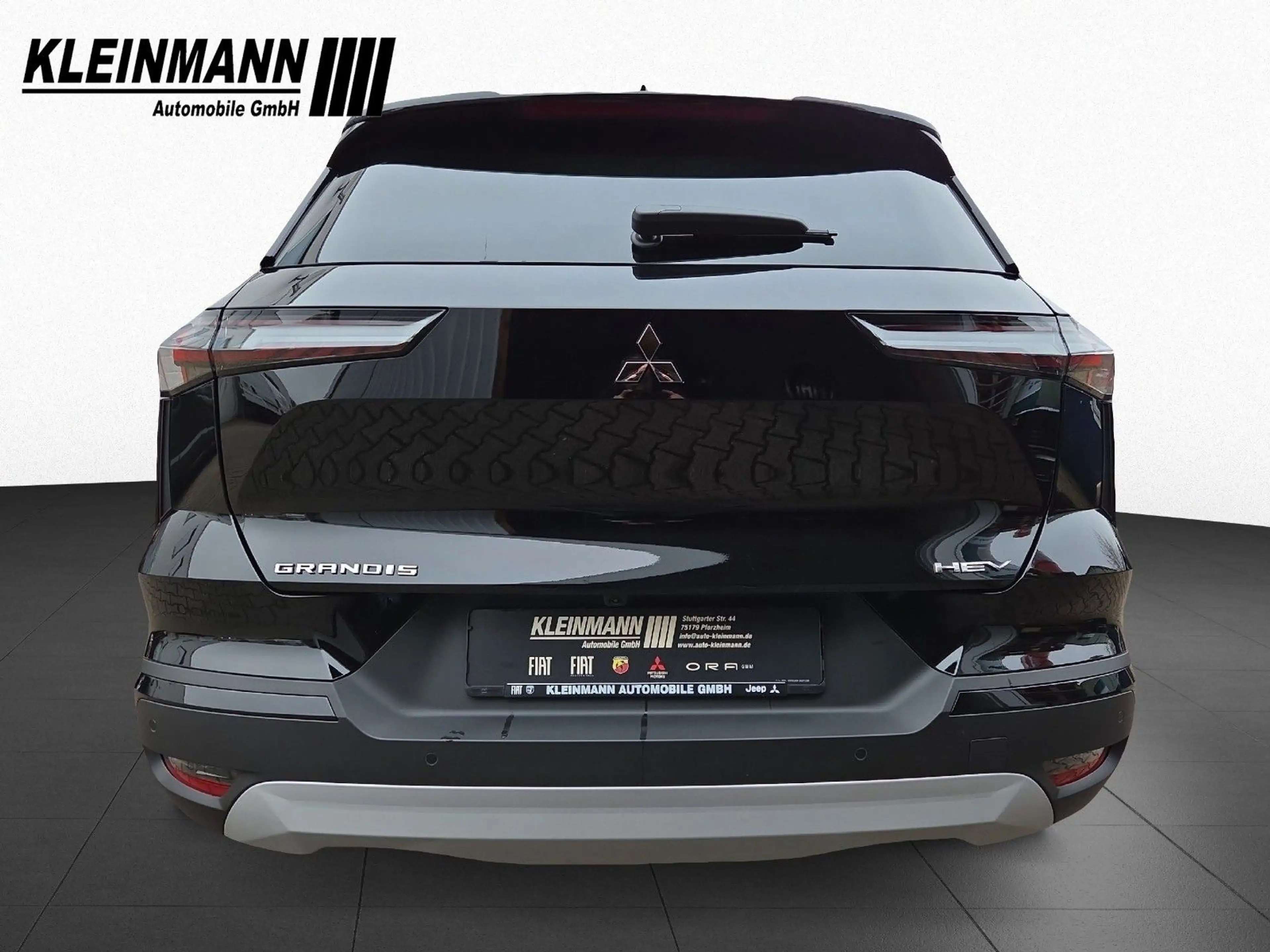 Mitsubishi Grandis Intro Edition 1.8 HEV (158 PS) AT — photo 8