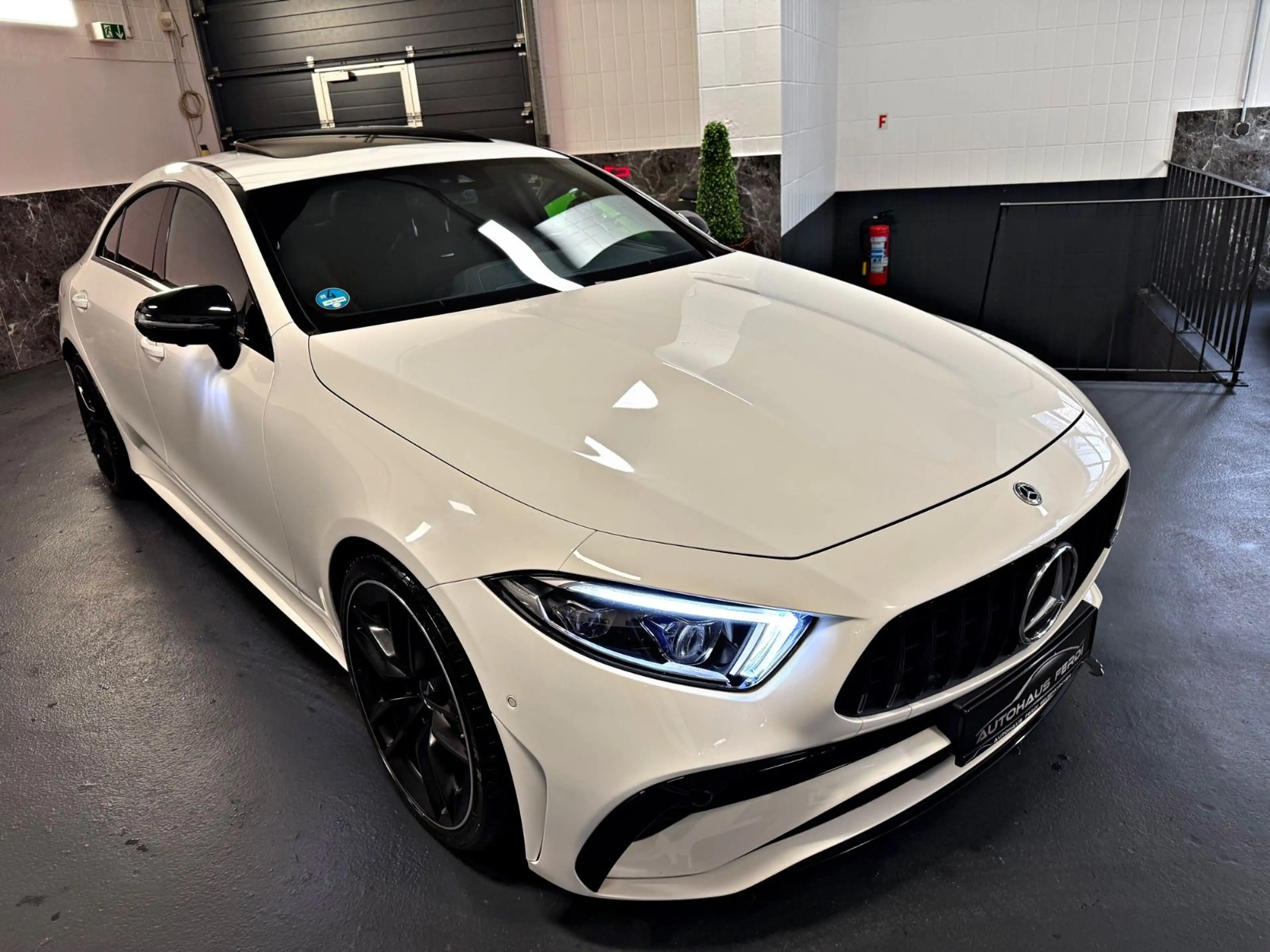 Mercedes-Benz CLS 53 AMG 4Matic Performance Multibeam Airmatic — photo 6