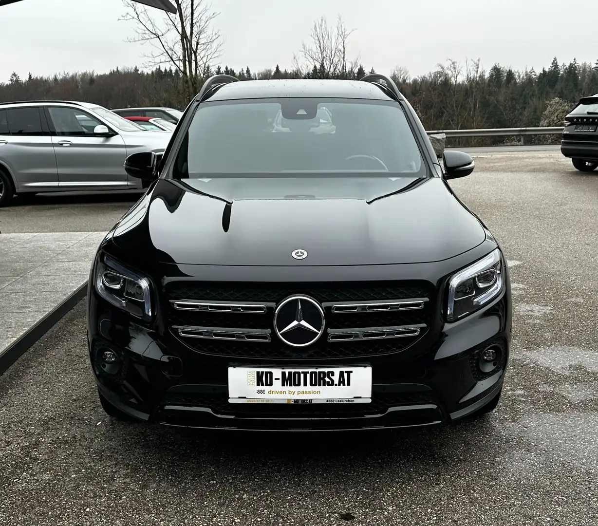 Mercedes-Benz GLB 220 d 4Matic Aut. *Leder*Navi*RFK*SHZ*Ambiente* Schwarz - 2