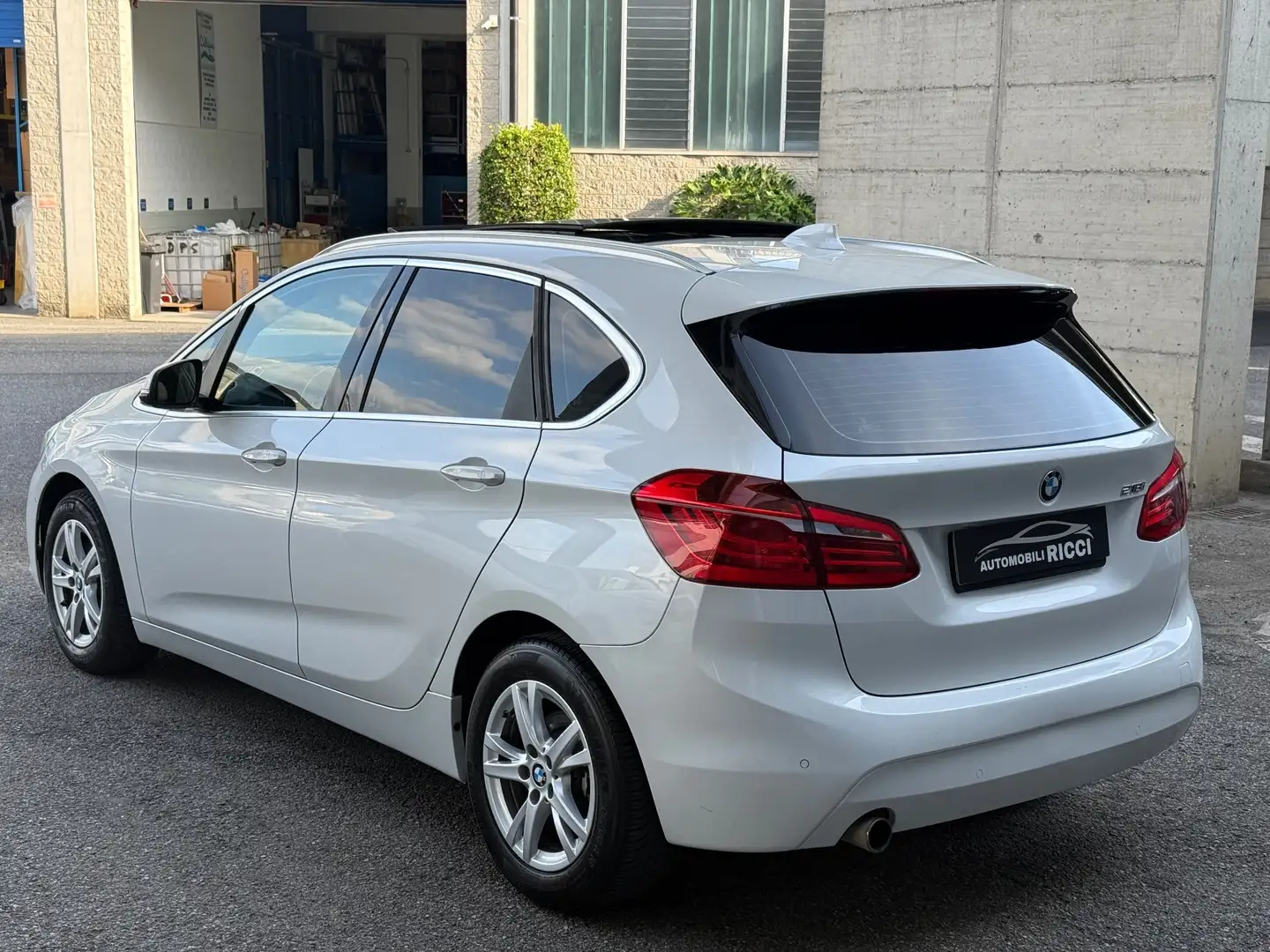 BMW 218i Active Tourer 136cv Blanc - 2