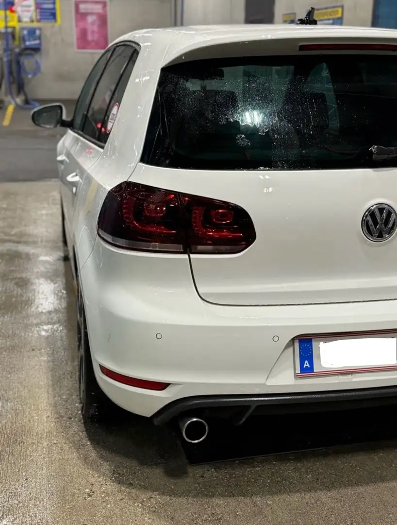 Volkswagen Golf GTI 2,0 DSG - 2