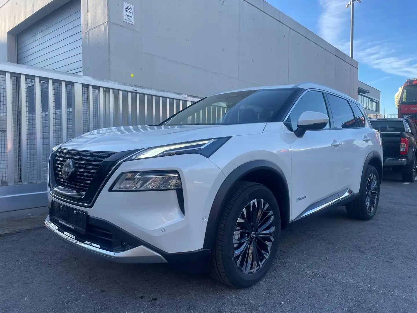 Nissan X-Trail X-Trail 1,5 VC-T e-Power 4ORCE Allrad Tekna Weiß - 1